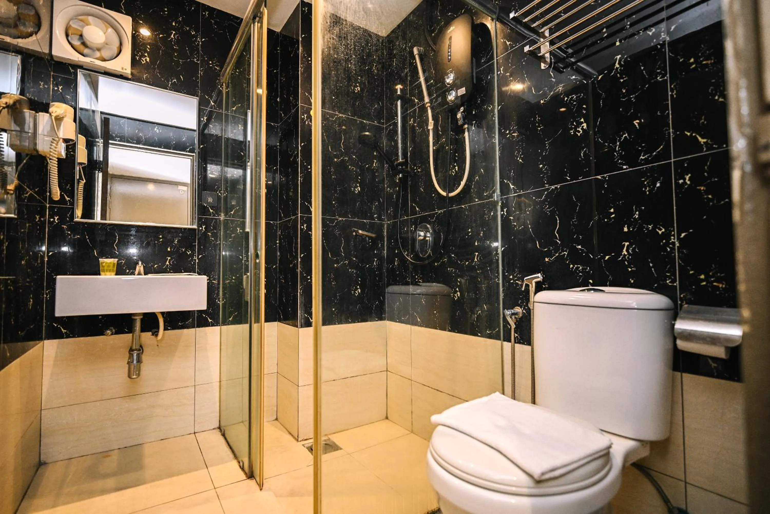 Kingston Hotel 6 - Changkat, Bukit Bintang