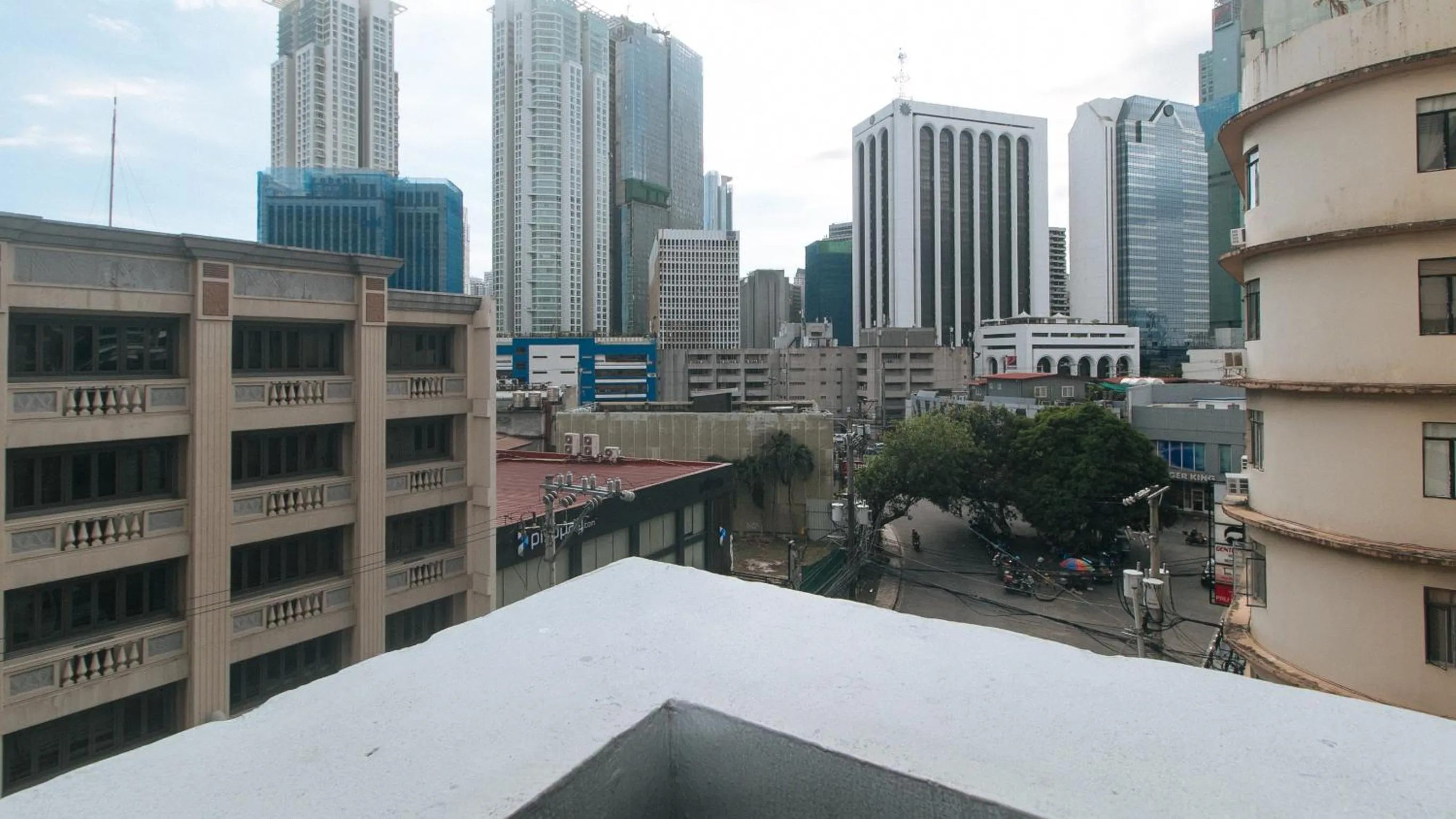 Balcony/Terrace in RedDoorz at TJMG by Bel Air Polaris Makati