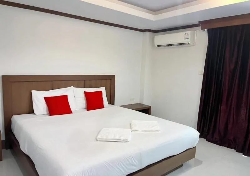 Bed in Al Ameen Hotel