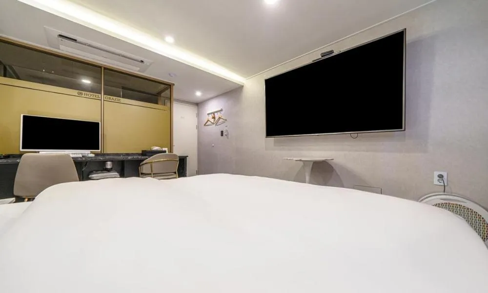 Bed in Paju Geumchon Grache