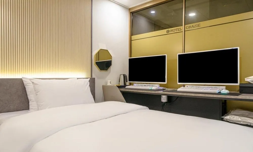 Bed in Paju Geumchon Grache