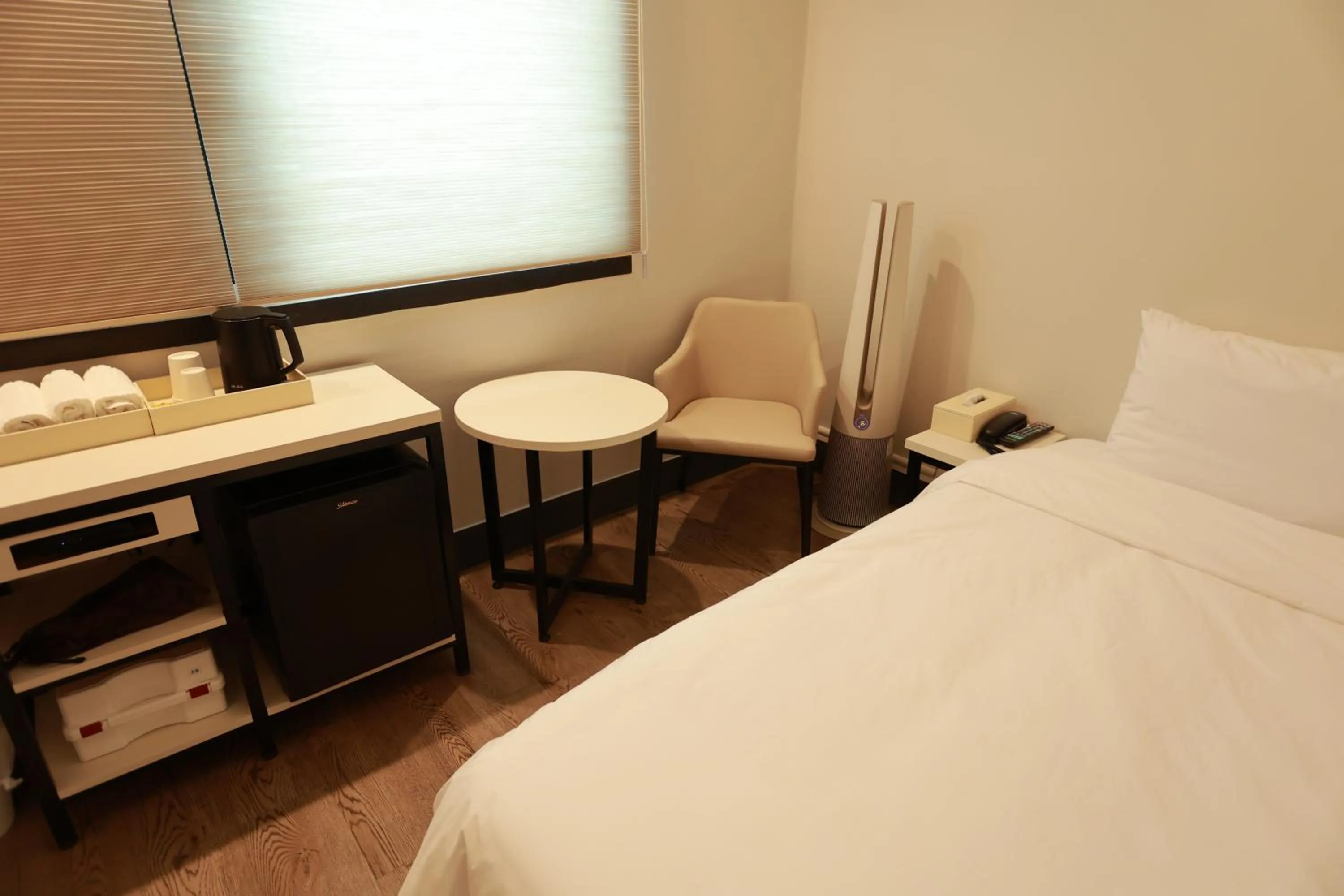 Bed in Hotel Myeongji