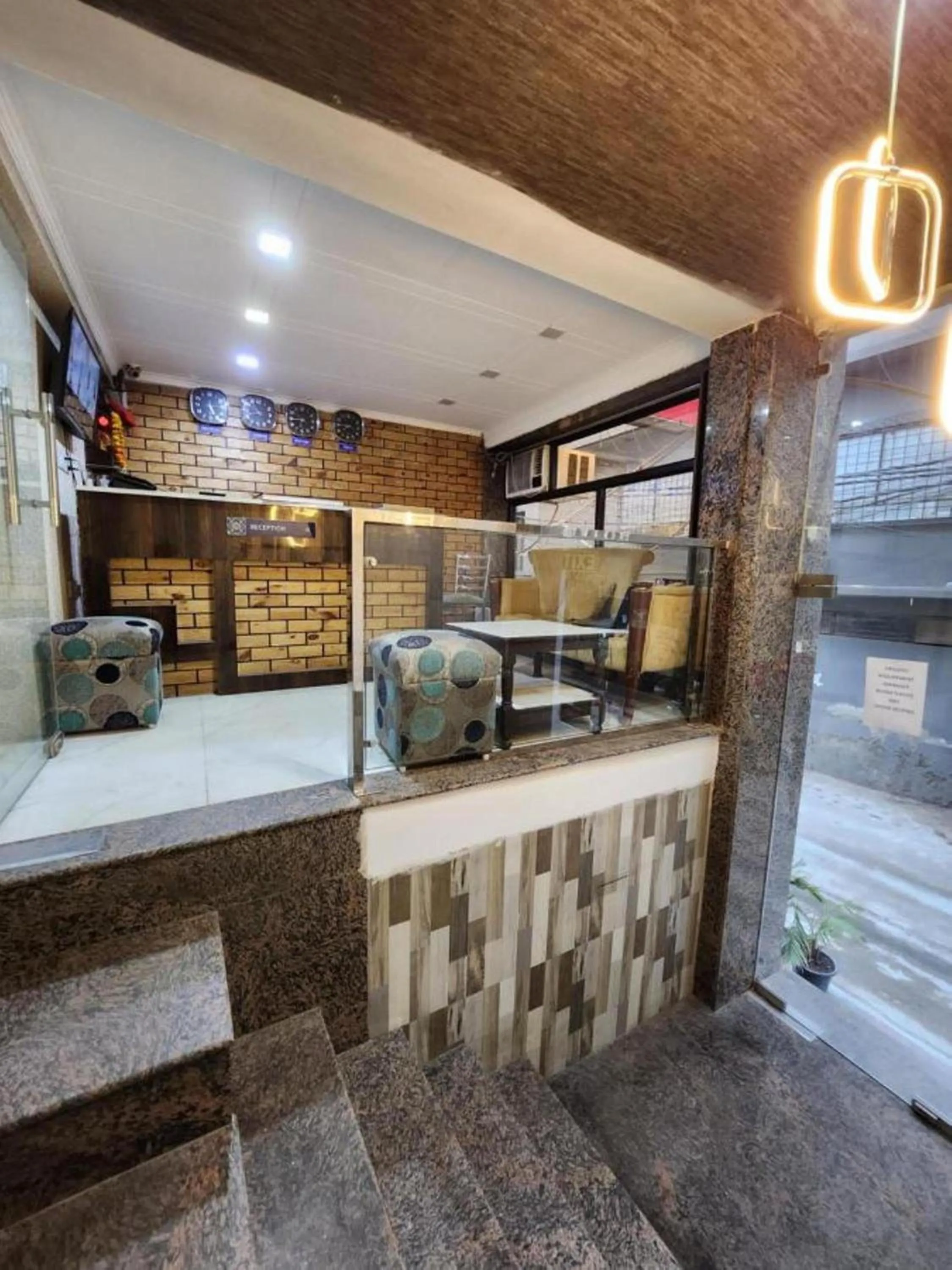 Lobby or reception in Hotel Clink New Delhi Airport