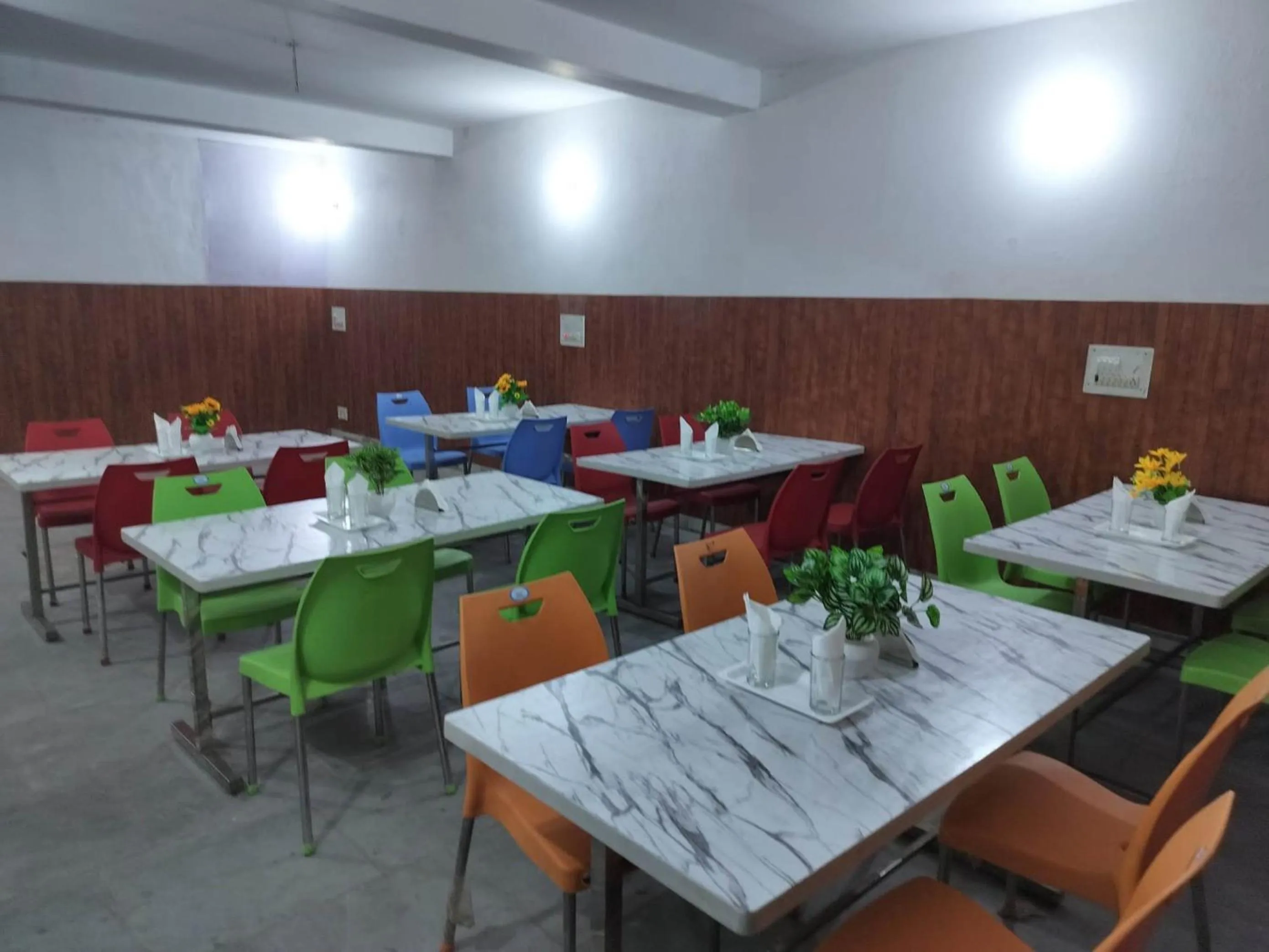 Lunch in Hotel Clink New Delhi Airport