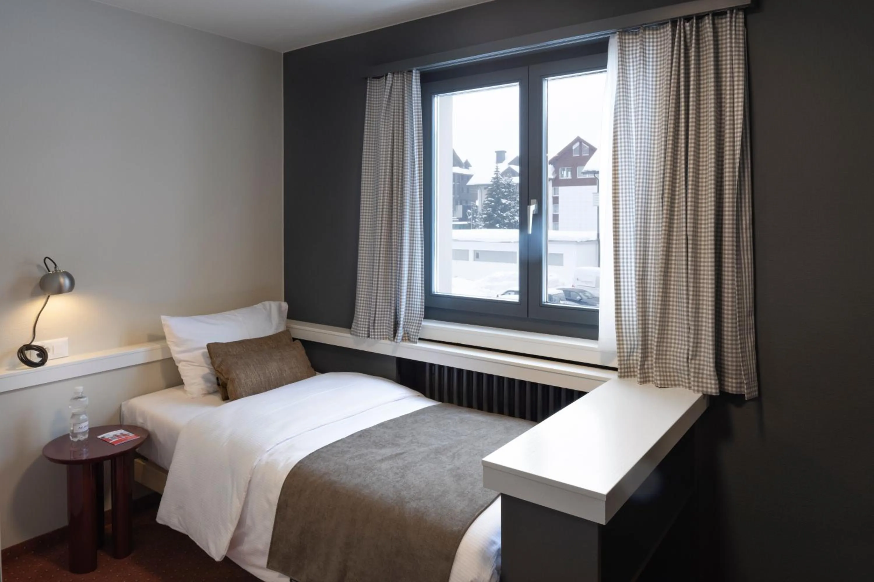 Bed in Hotel Bergidyll - Riders Haven