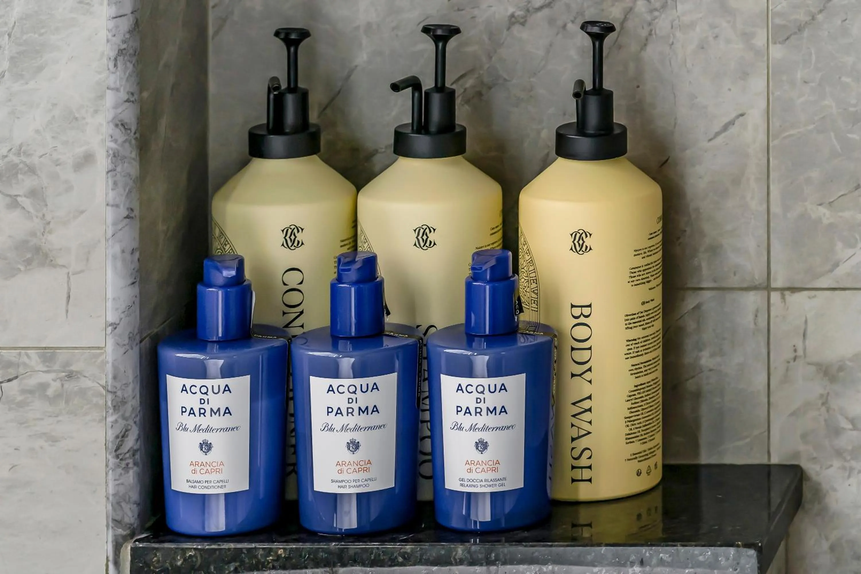 Bathroom in Rolling hills