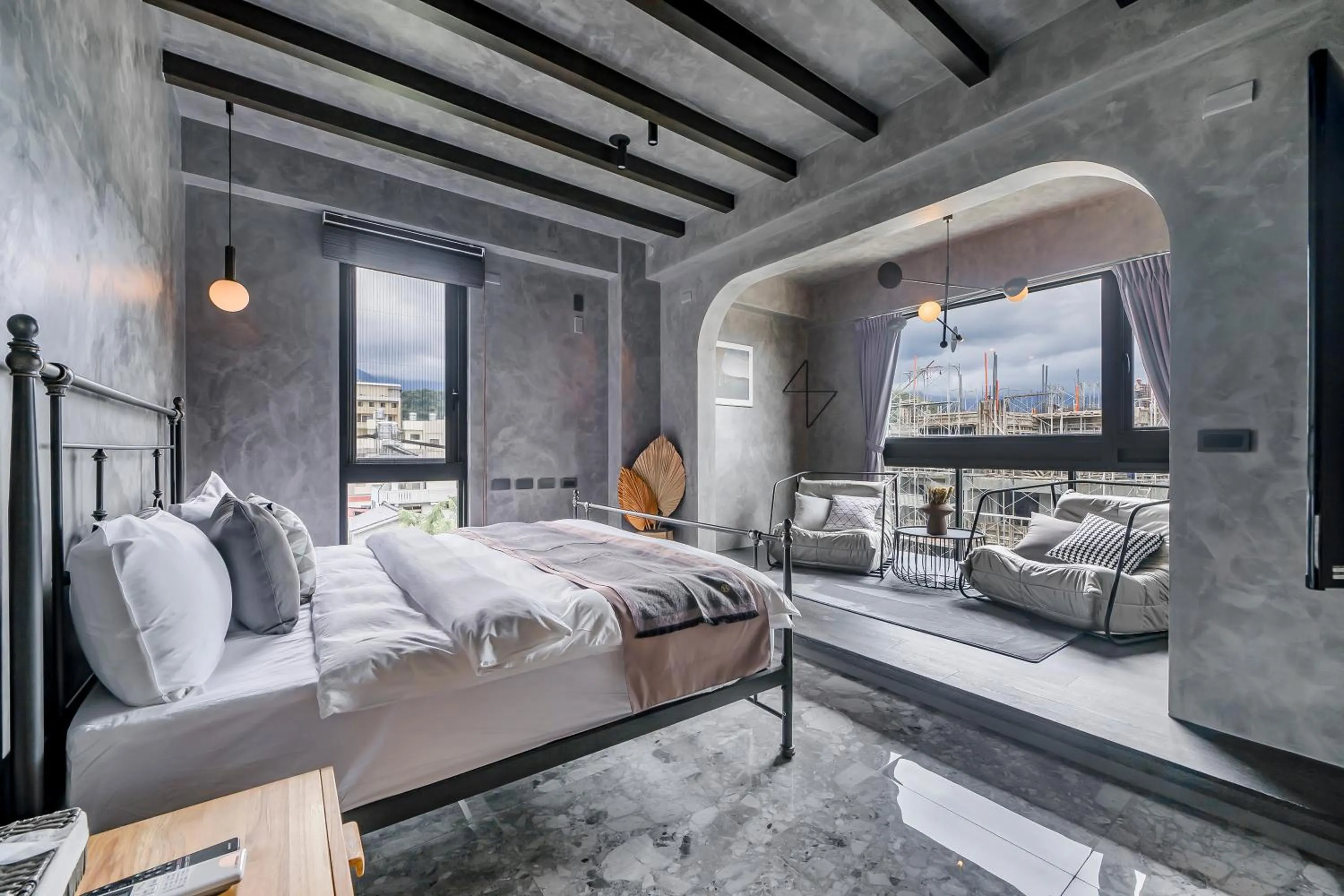 Photo of the whole room, Bed in Rolling hills