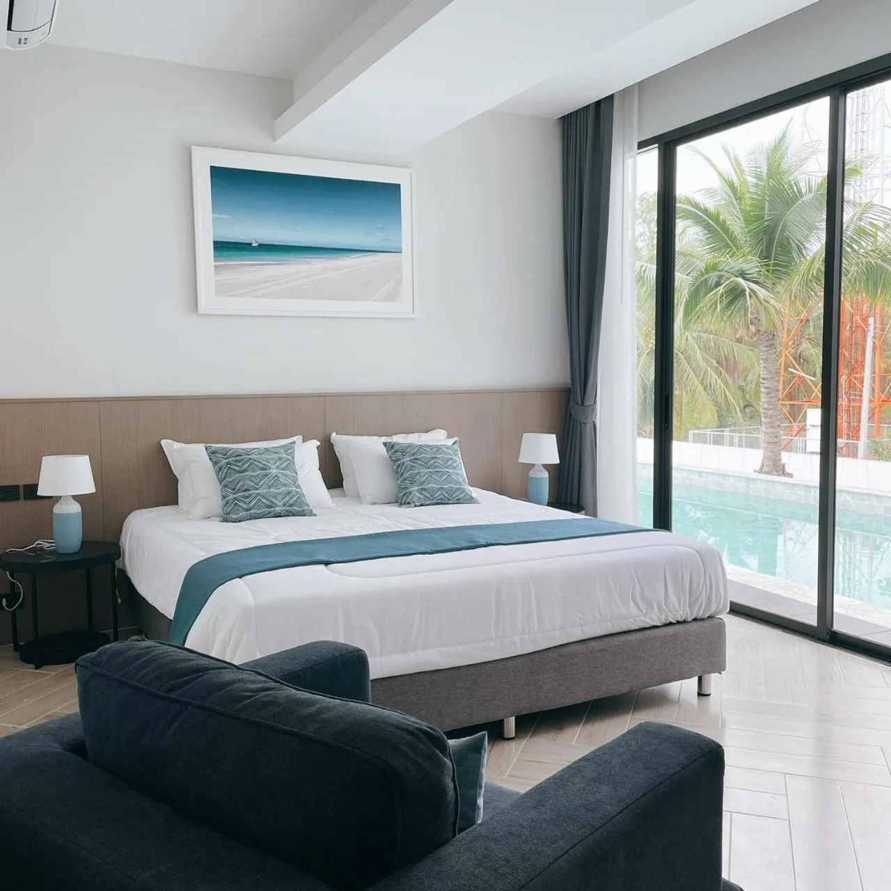 Bedroom, Bed in Sand Dance Hotel