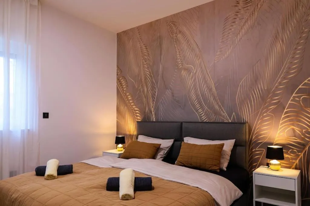 Bed in Grgic Apartments - Lux APT1 - Free Parking