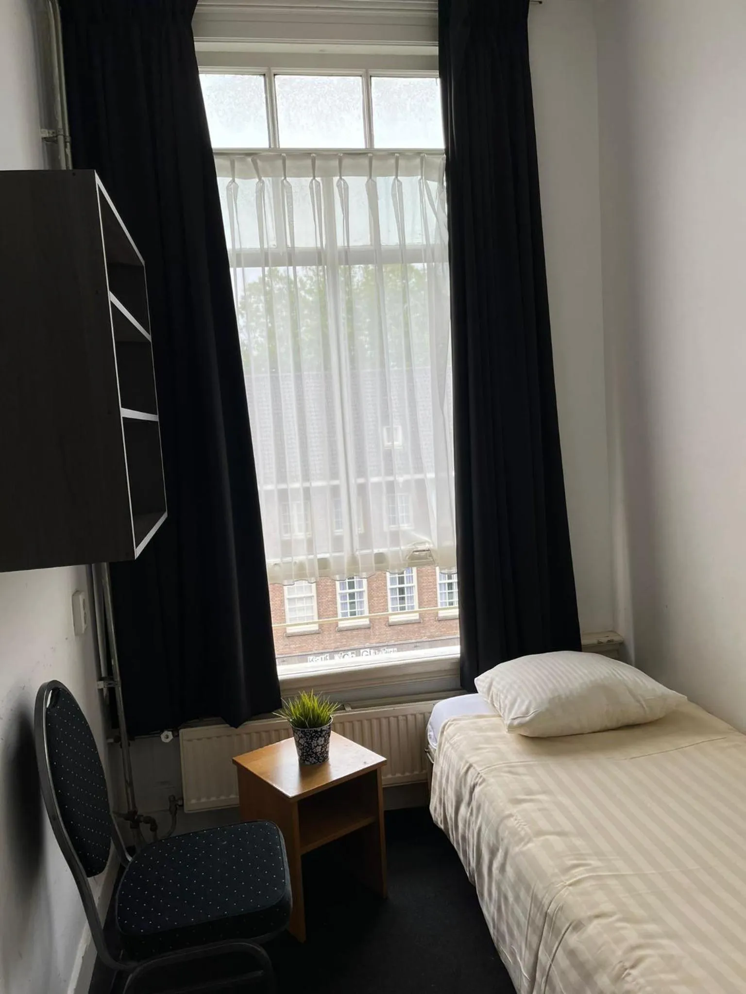 Bed in Hotel Galerij