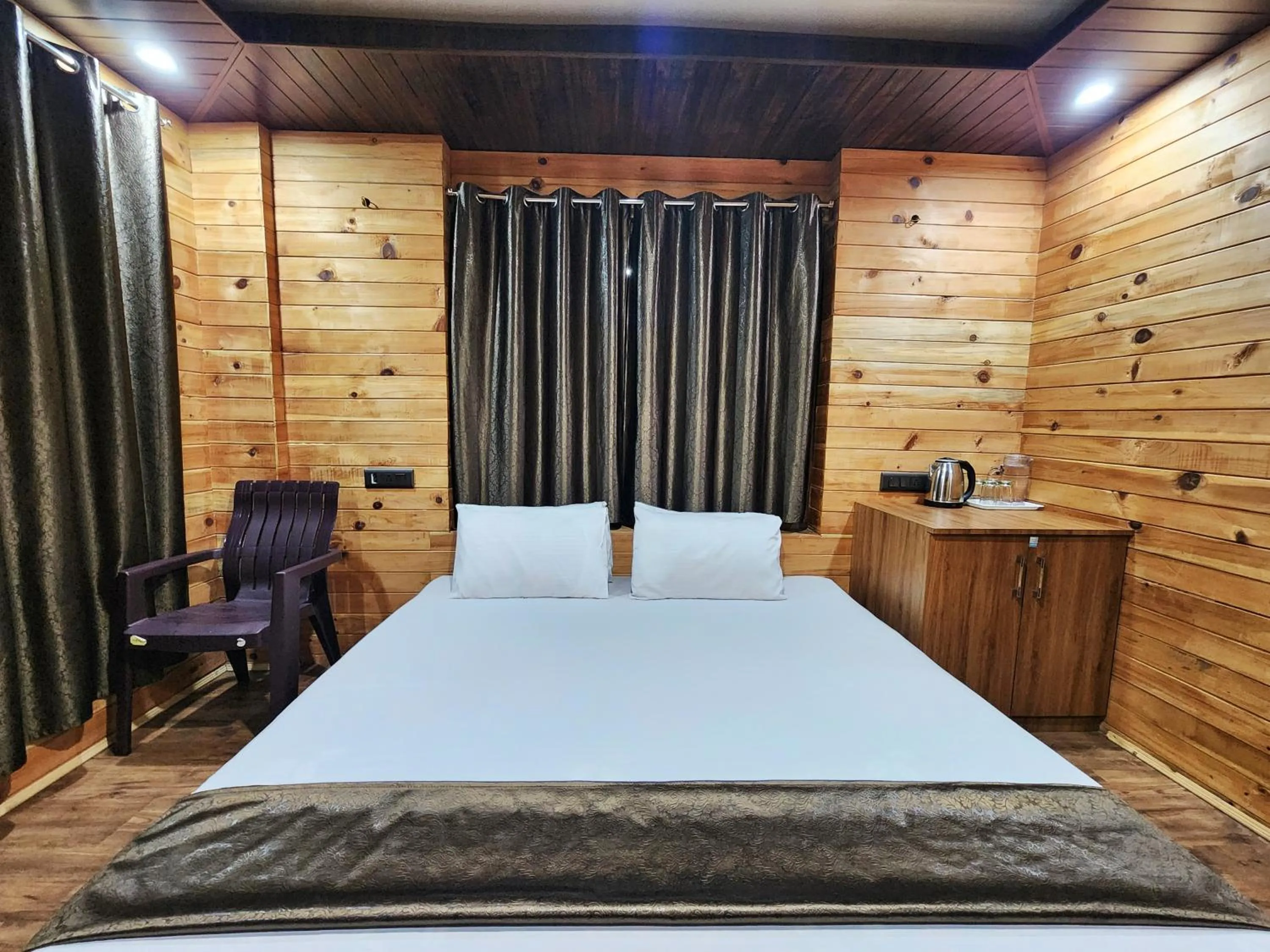 Bed in The White Season Residency