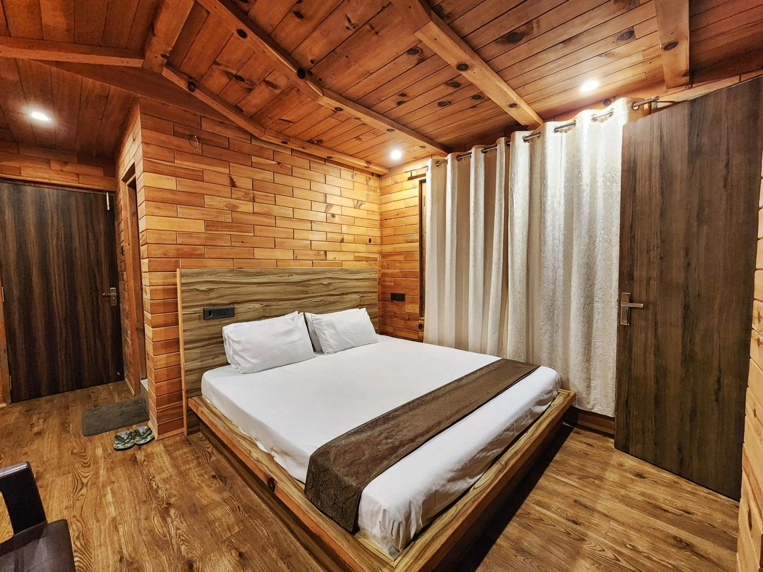 Bed in The White Season Residency