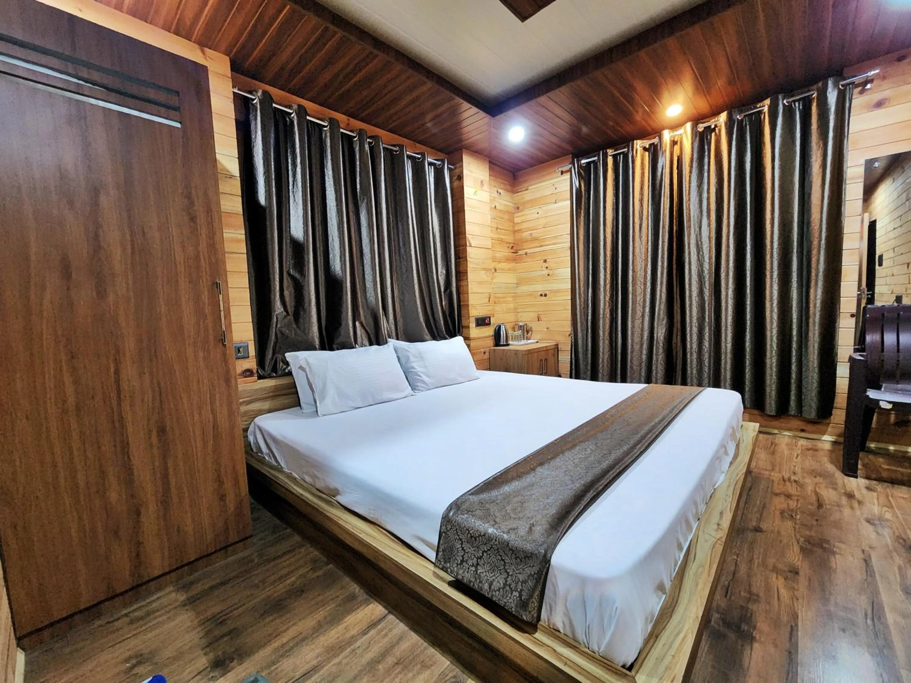 Bed in The White Season Residency