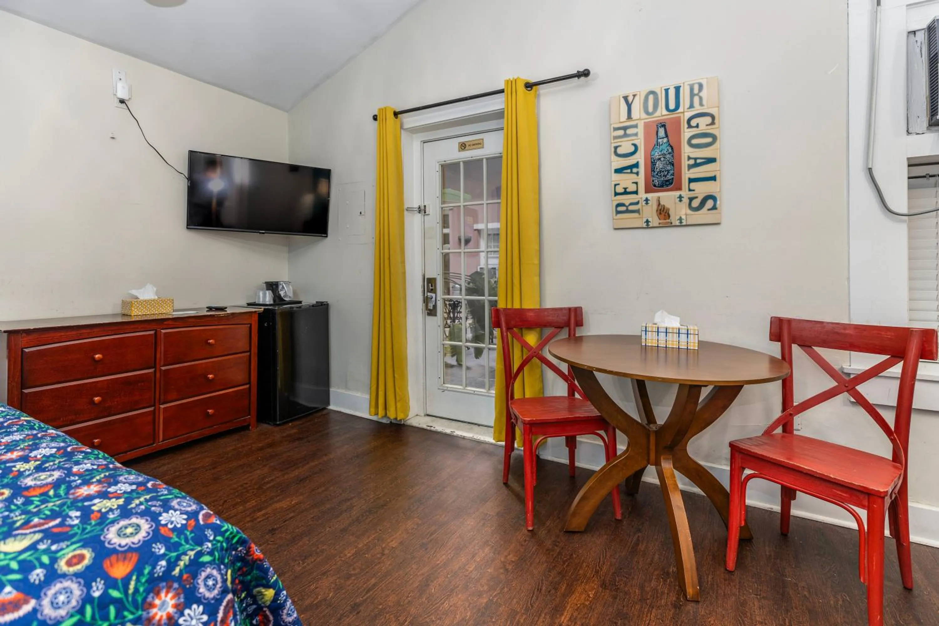 TV and multimedia in Hotel Villa Convento