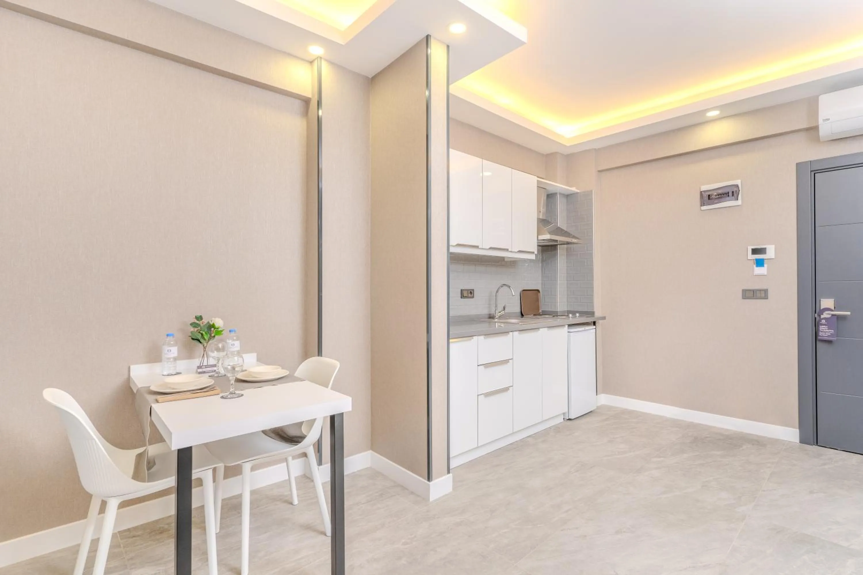 Kitchen or kitchenette in Olea Suites Otel