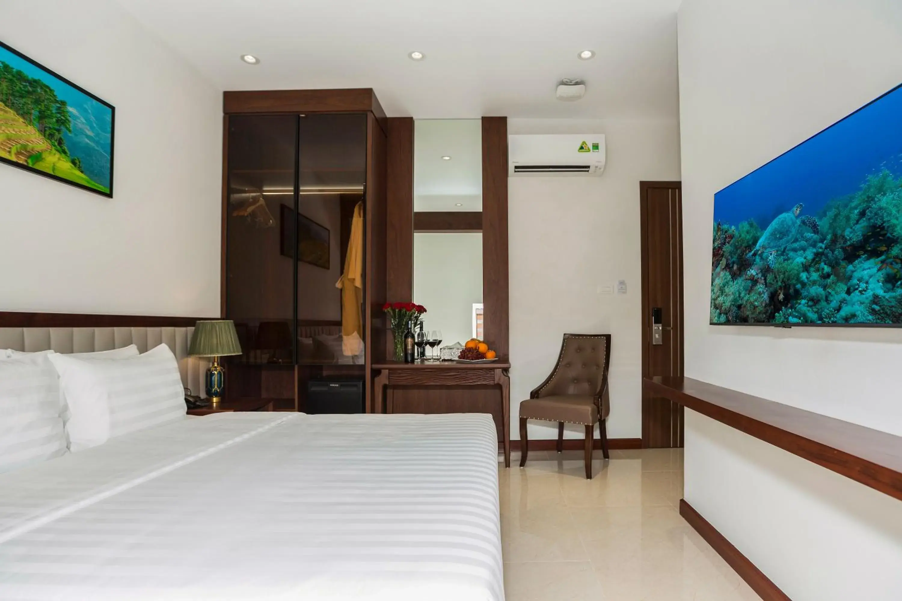 Deluxe Double Room in Blubiz Hotel 5 Deluxe Double Room in Blubiz Hotel 5