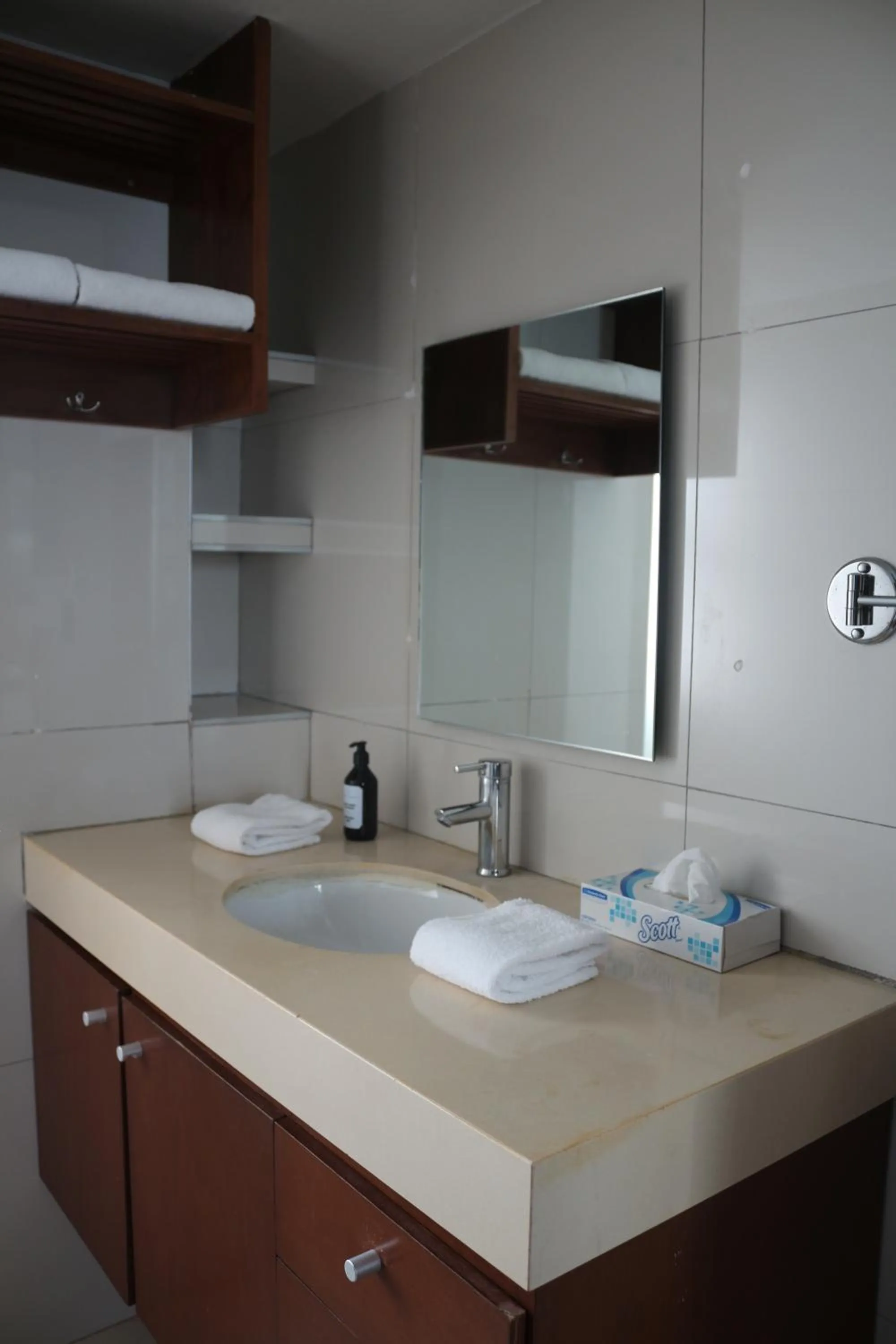 Bathroom in Ocean Dream Cancun by GuruHotel