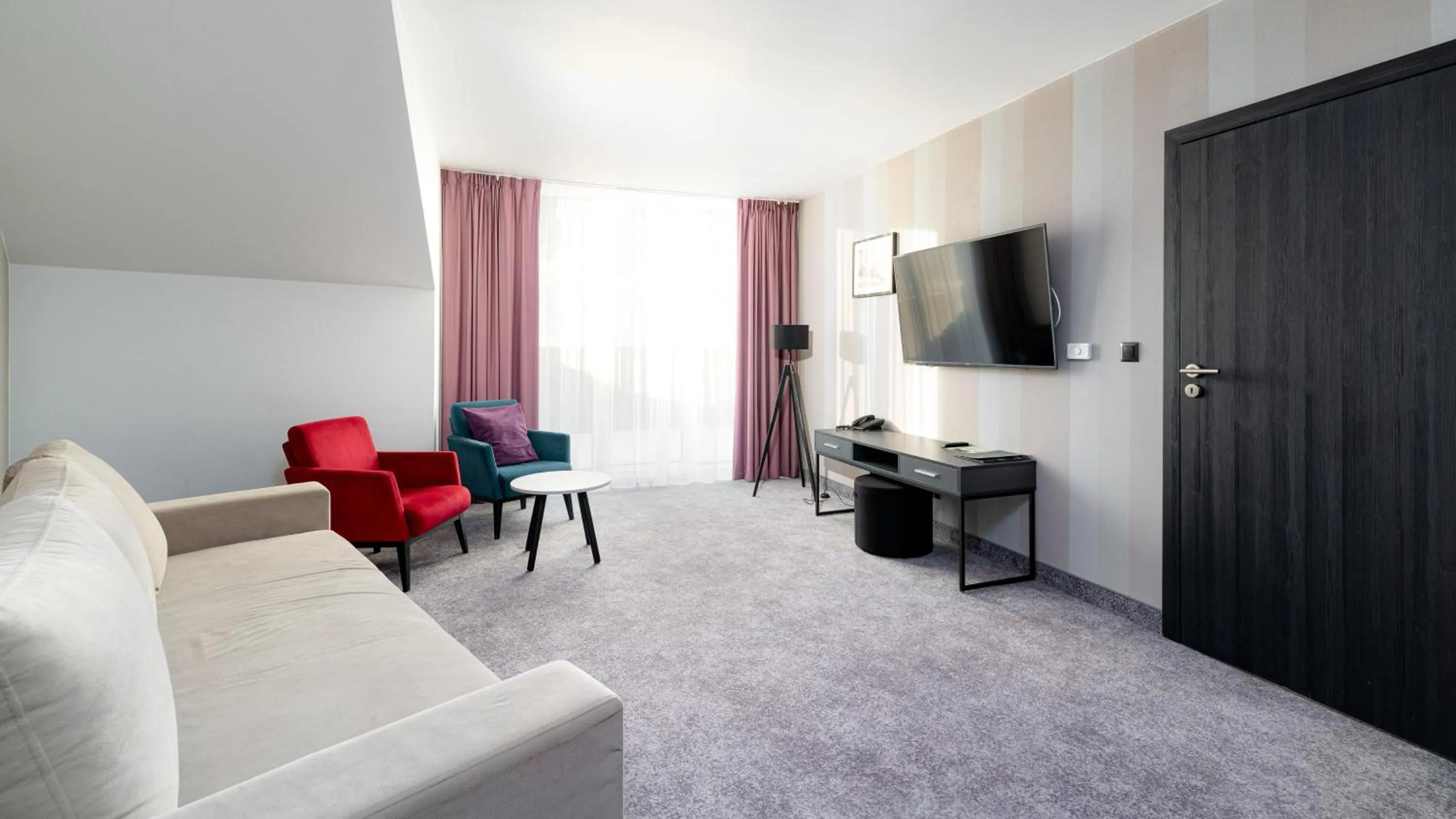 One-Bedroom Premier Apartment in Aparthotel Czarna Perła - Czarna Góra Resort, Sun & Snow