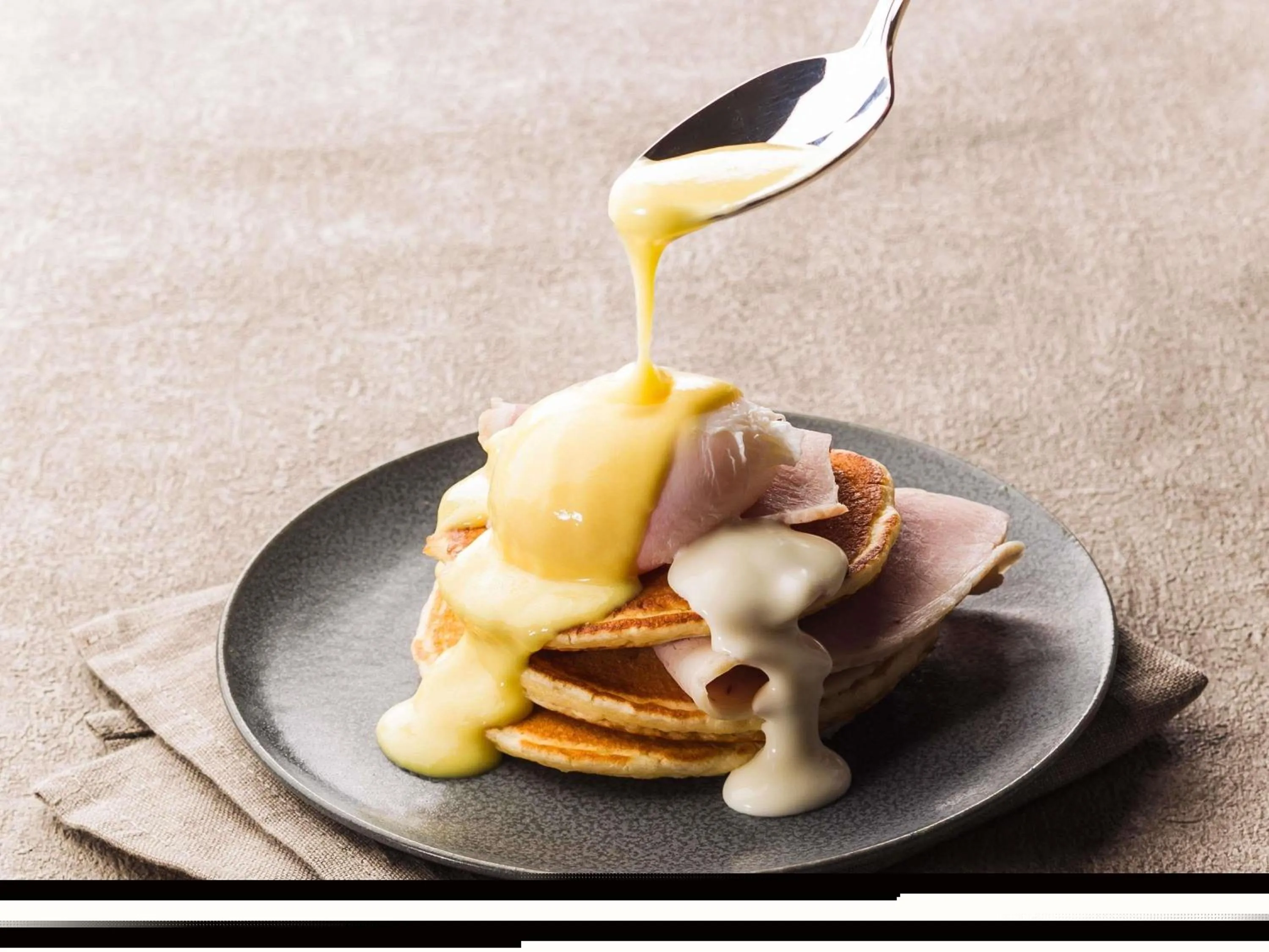 Breakfast in Mercure Kochi Tosa Resort & Spa