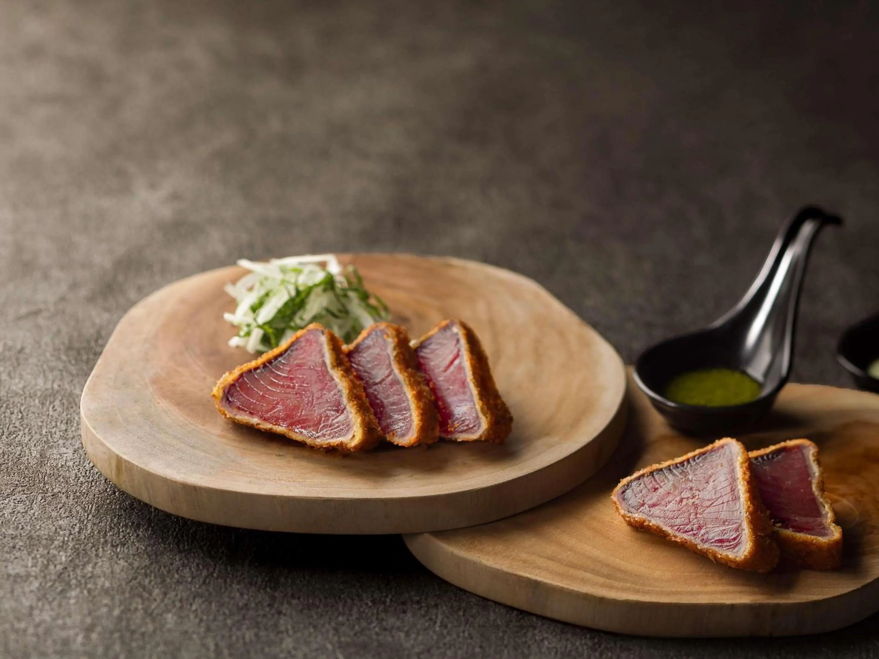 Restaurant/places to eat in Mercure Kochi Tosa Resort & Spa