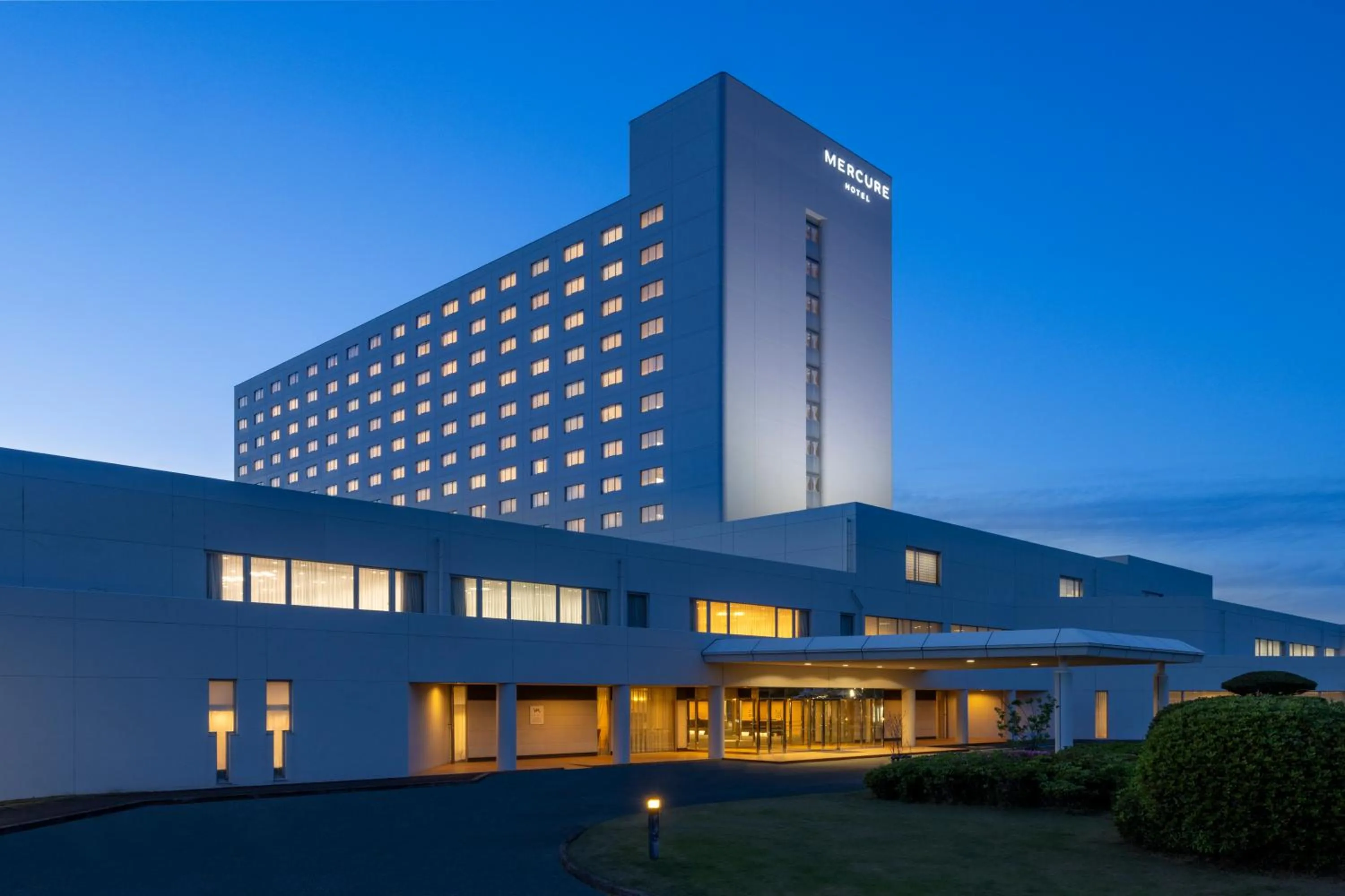 Property building in Mercure Fukuoka Munakata Resort & Spa