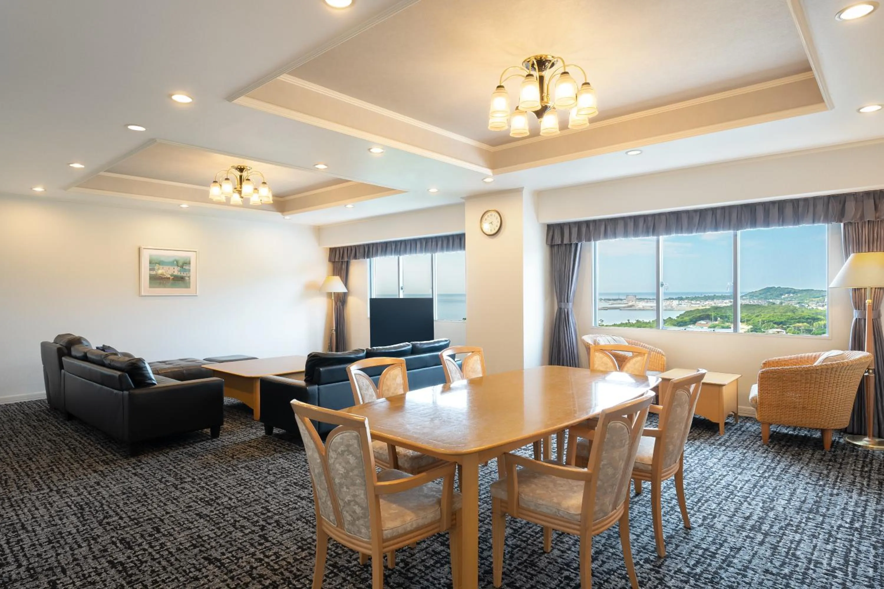 Living room in Mercure Fukuoka Munakata Resort & Spa