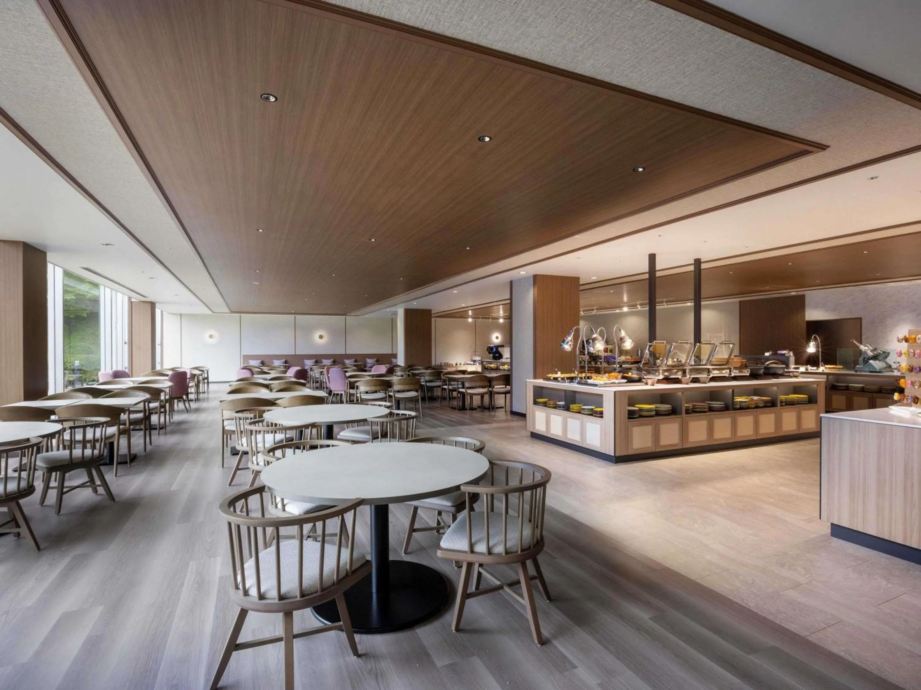 Restaurant/places to eat in Mercure Fukuoka Munakata Resort & Spa