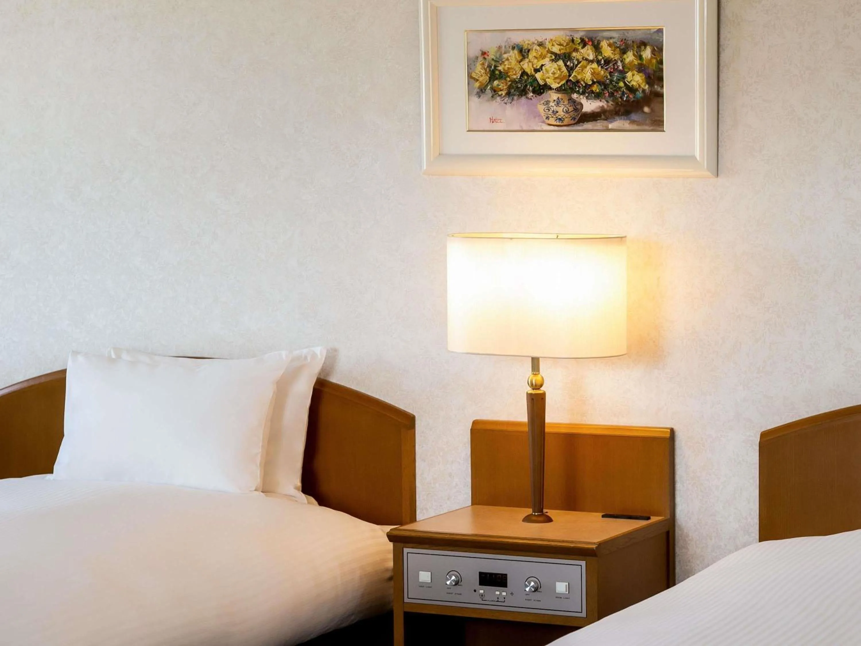 Bedroom, Bed in Mercure Nagano Matsushiro Resort & Spa