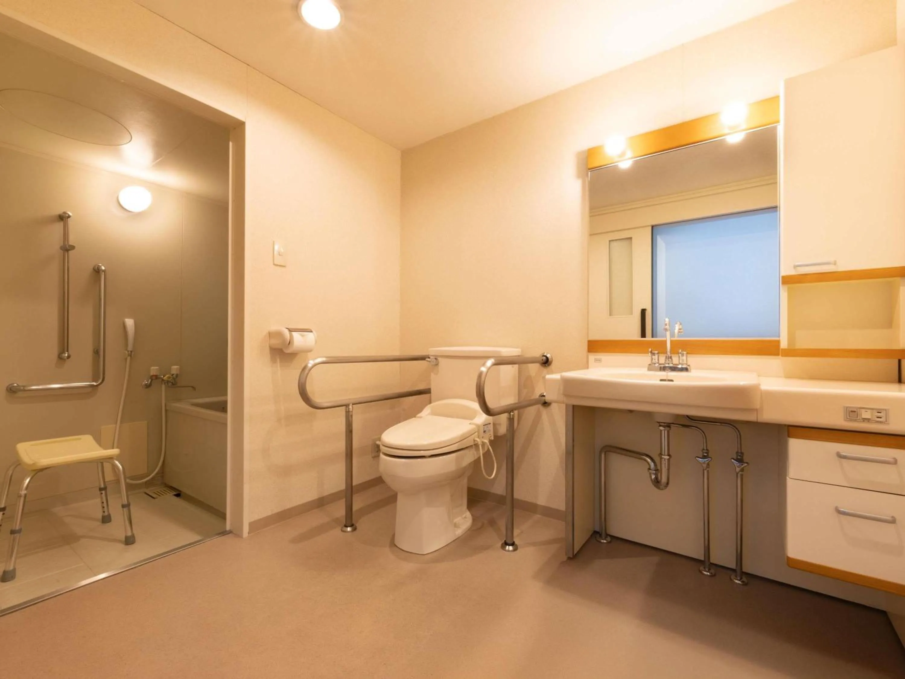 Bedroom in Mercure Nagano Matsushiro Resort & Spa