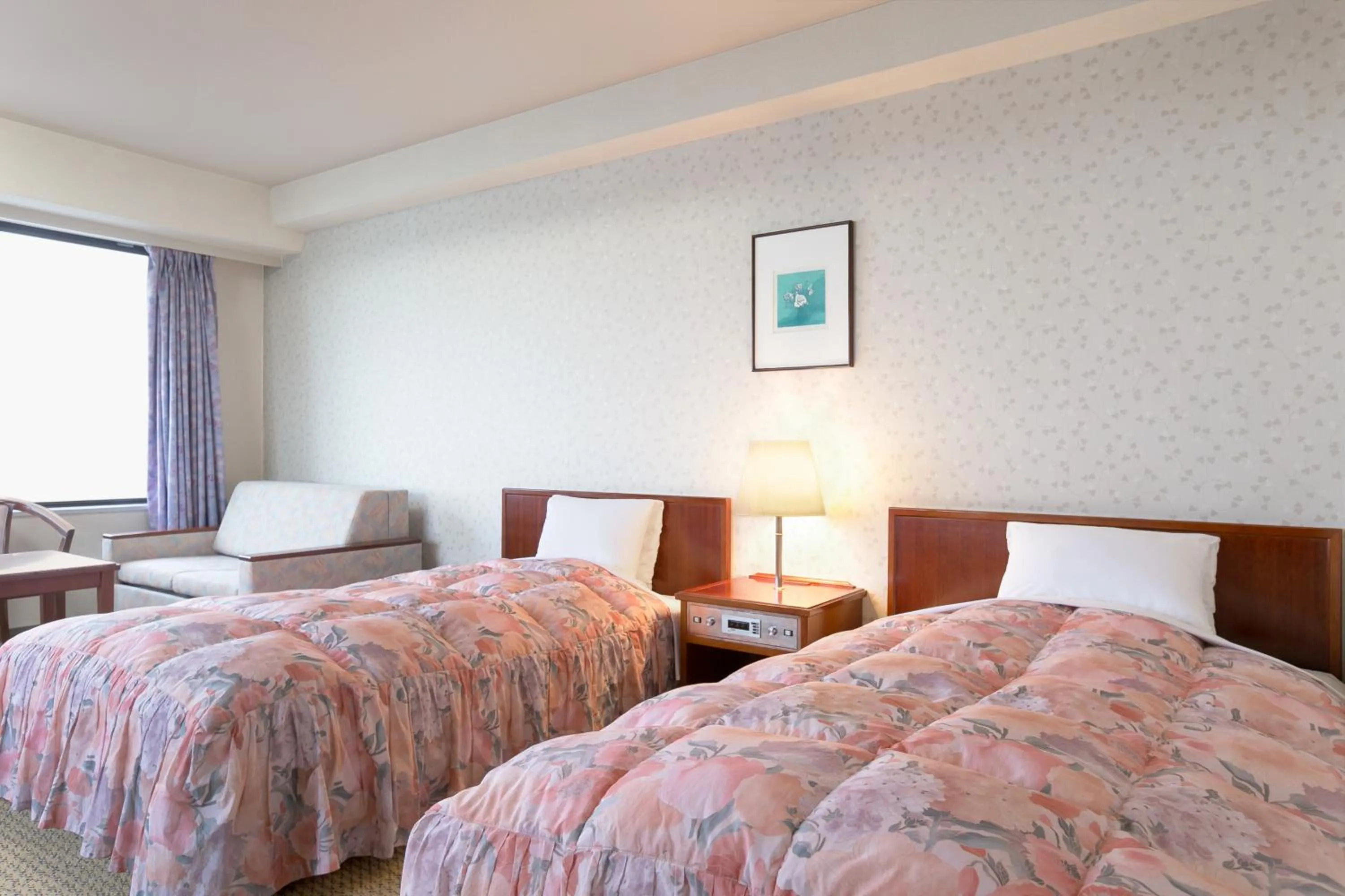 Bed in Grand Mercure Lake Biwa Resort & Spa