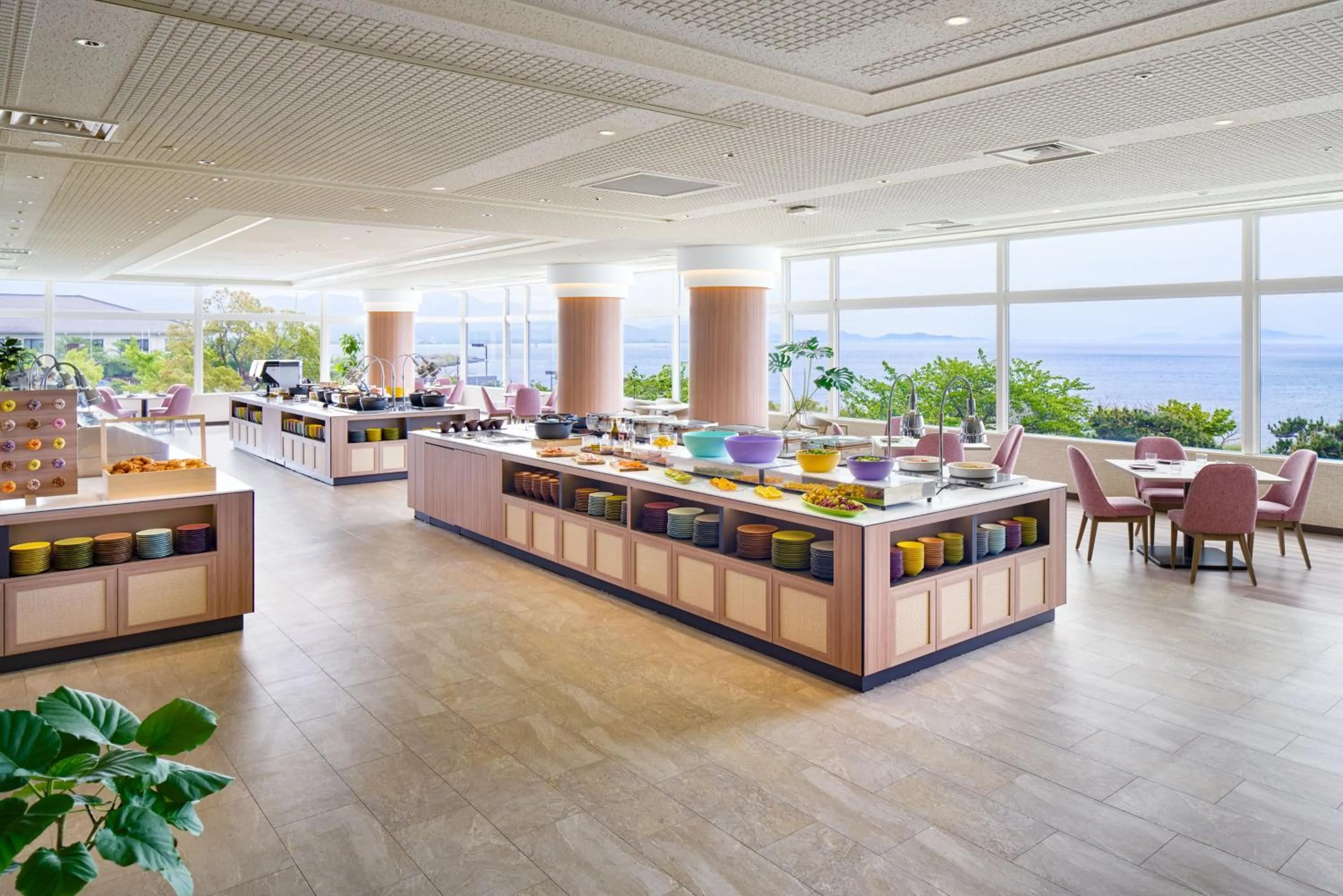 Restaurant/places to eat in Grand Mercure Lake Biwa Resort & Spa