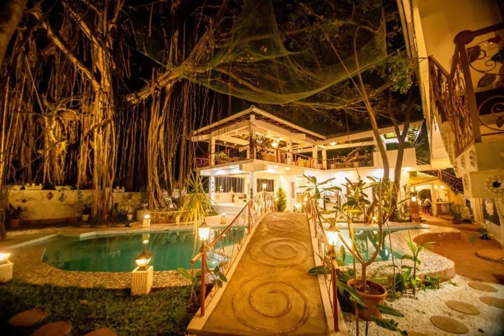 Patio in Vibes Inn Singing Tree