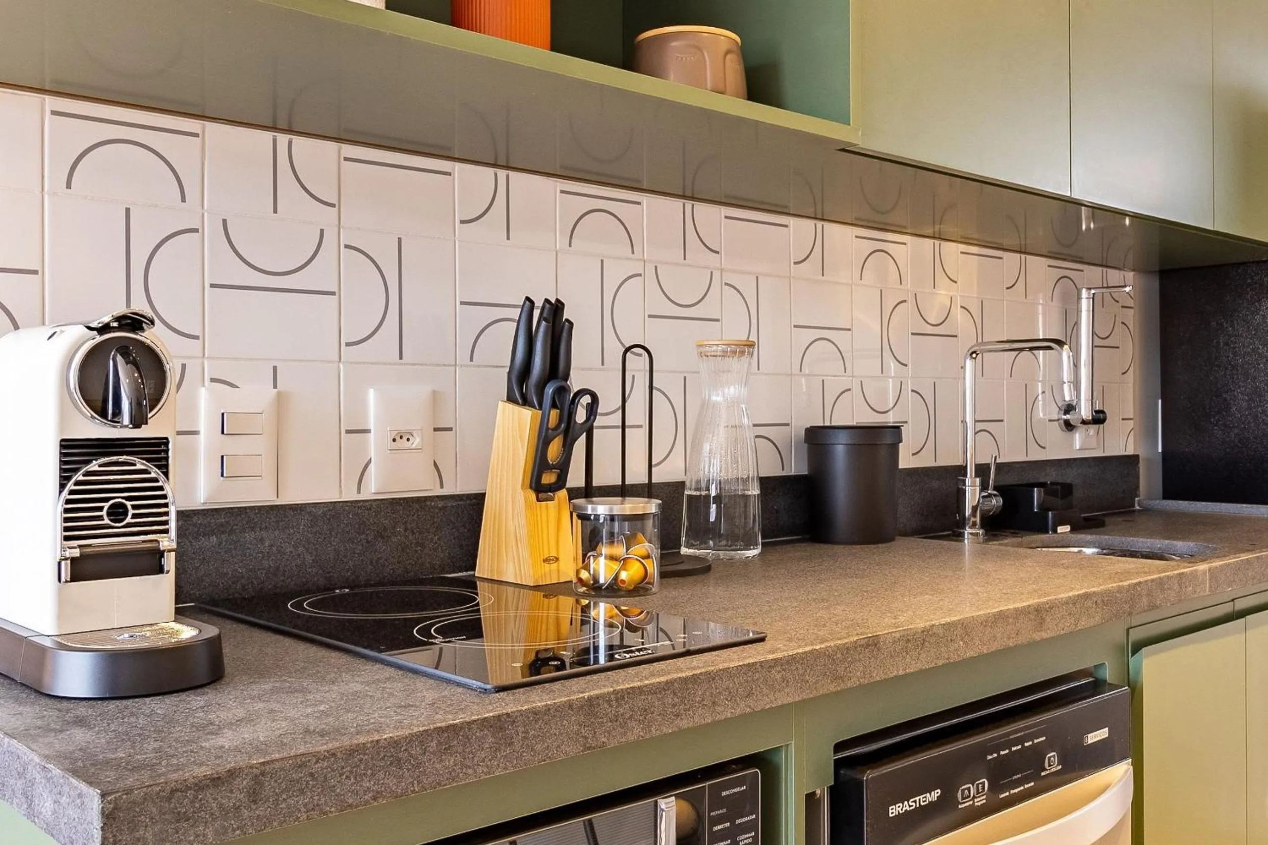 Kitchen or kitchenette in Pop Grafite