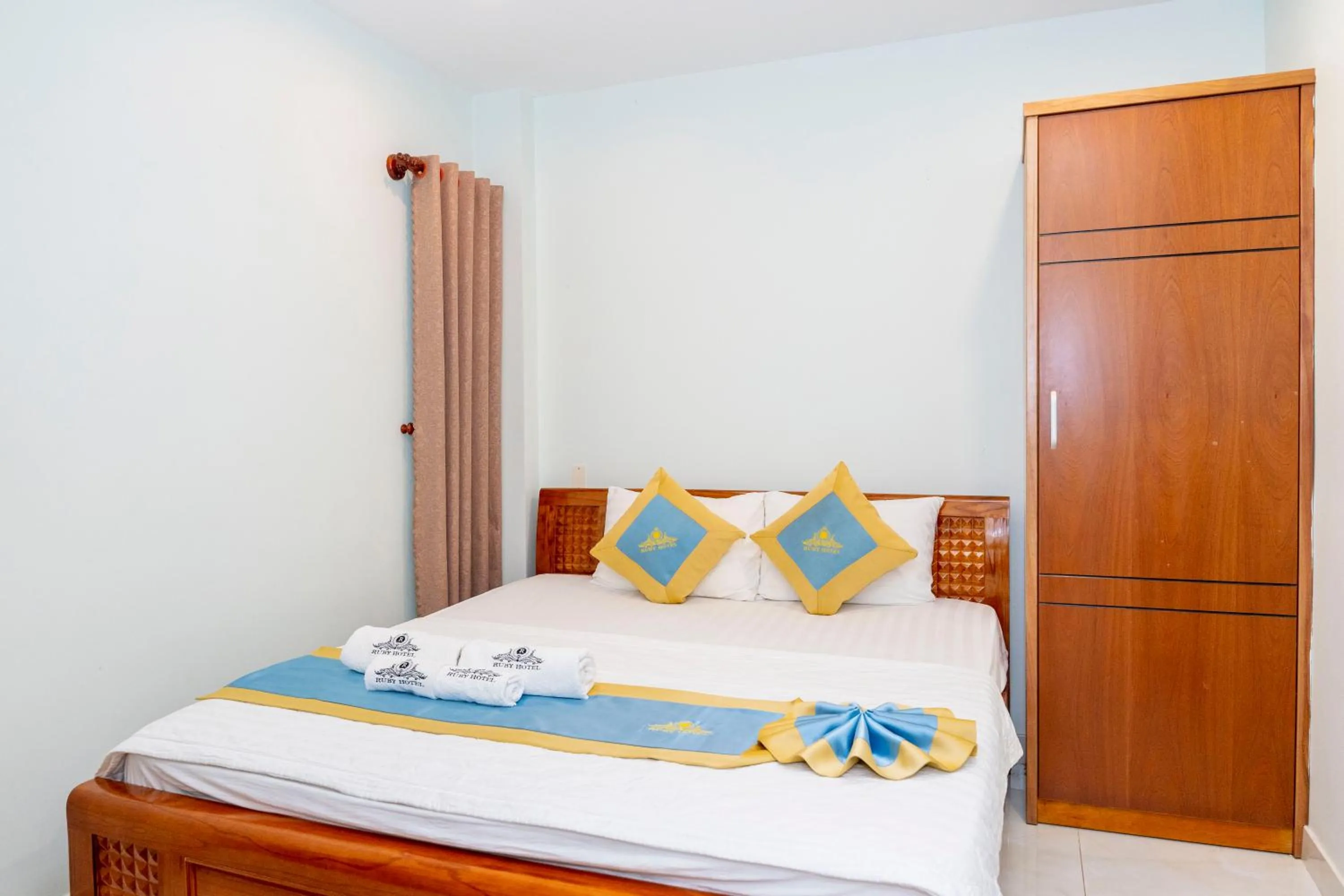 Bed in TNH Hotel Vung Tau