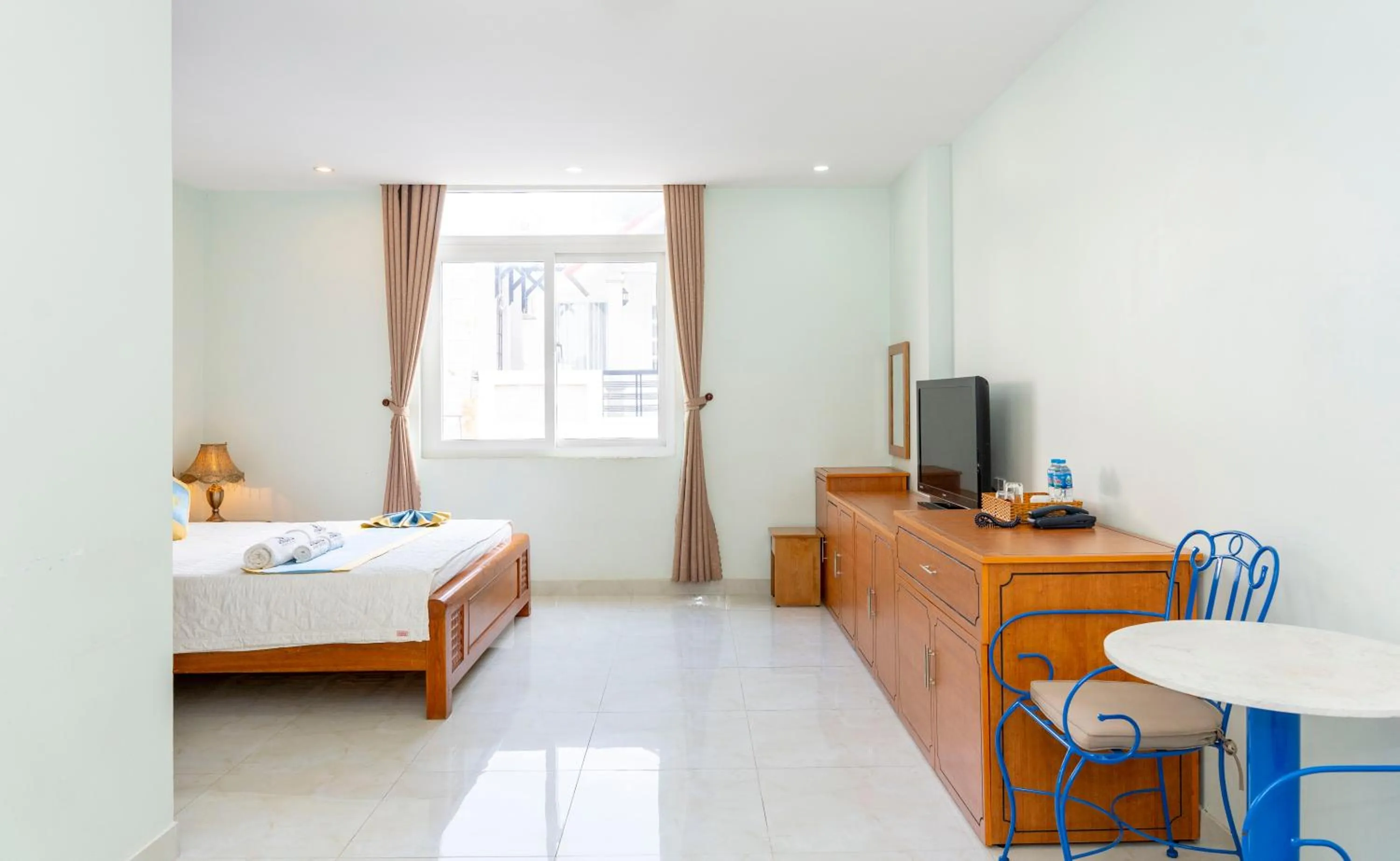 Bed in TNH Hotel Vung Tau