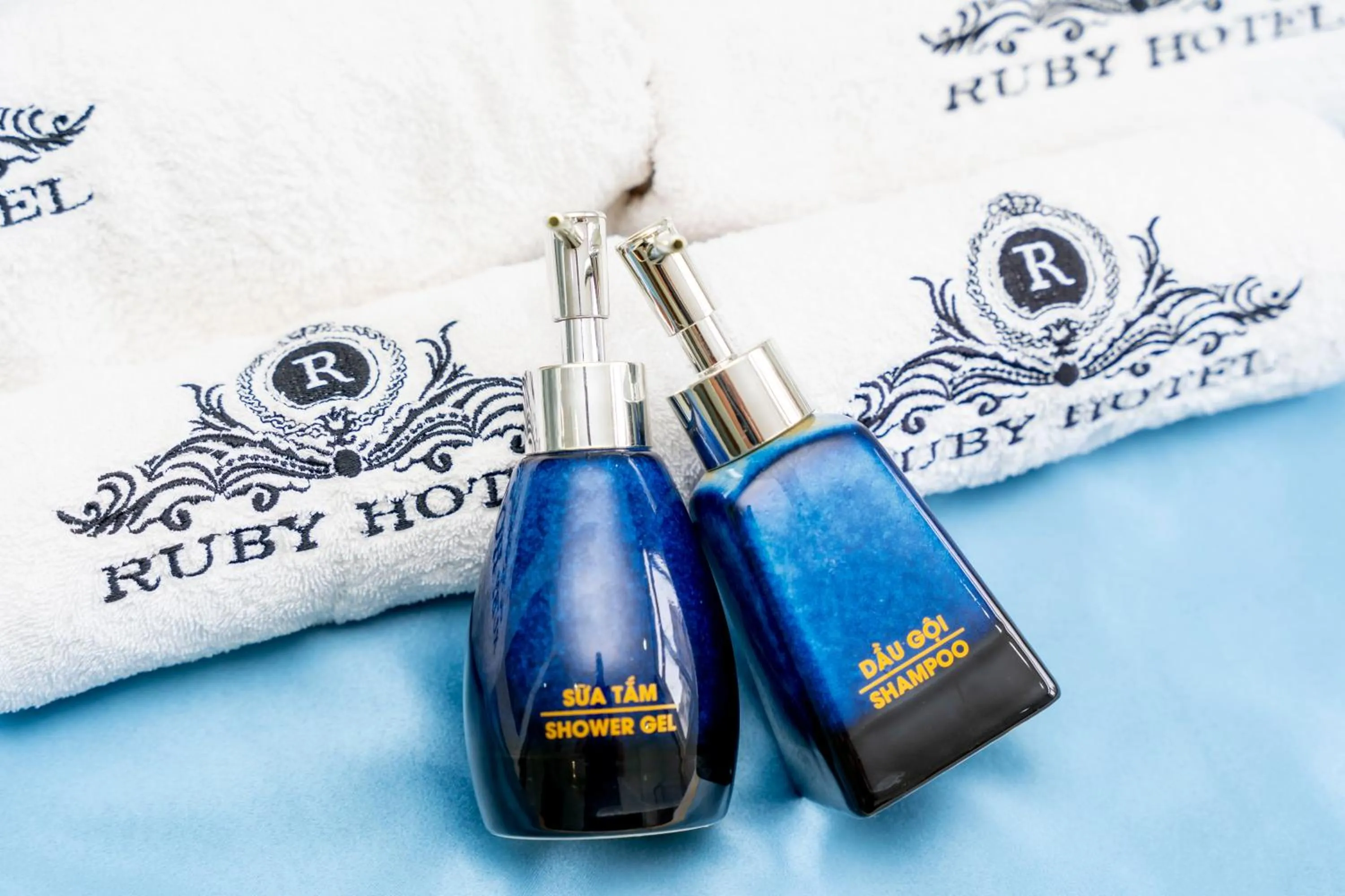 Text overlay in TNH Hotel Vung Tau