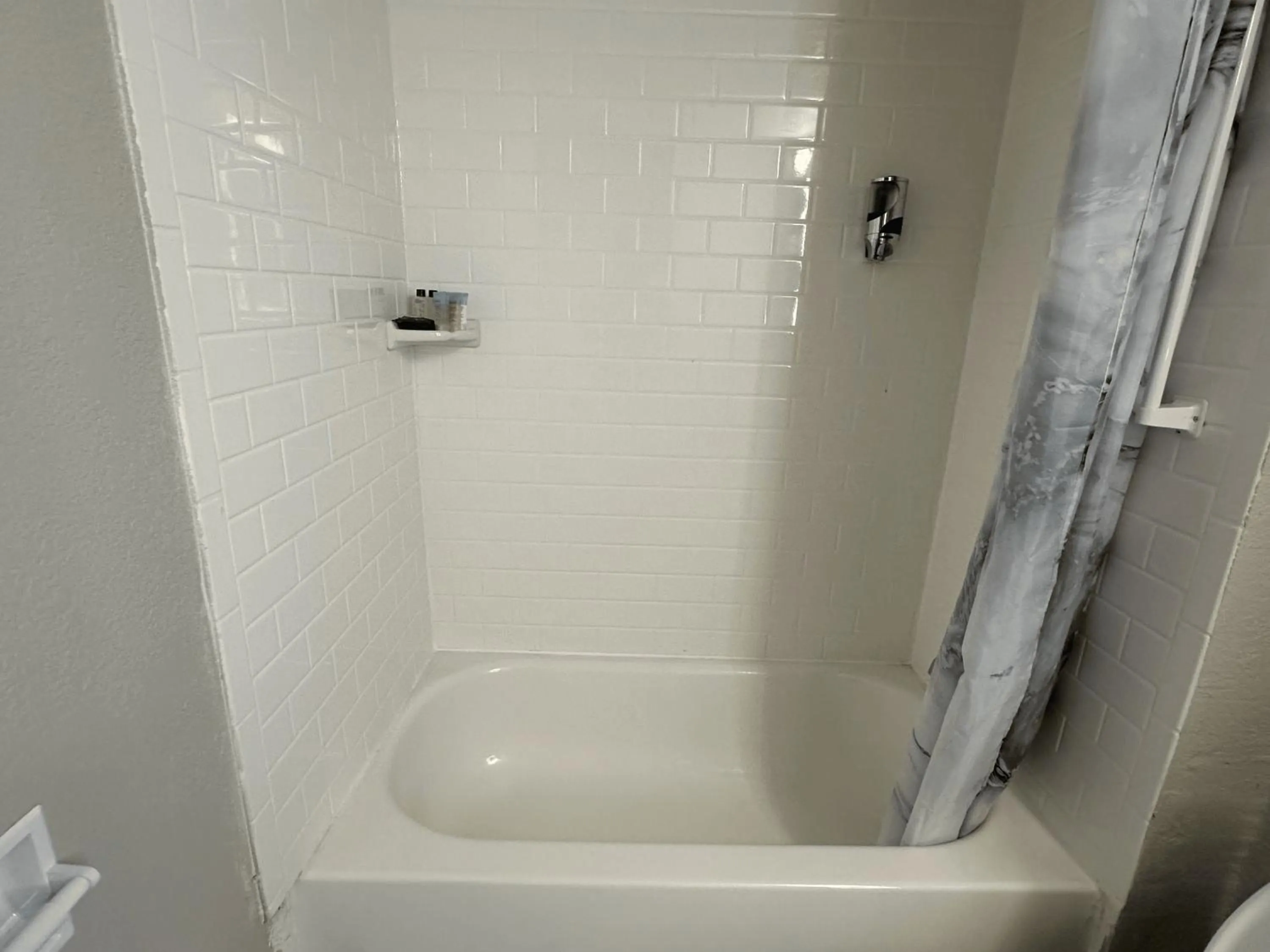 Bathroom in THE GOLFERS INN