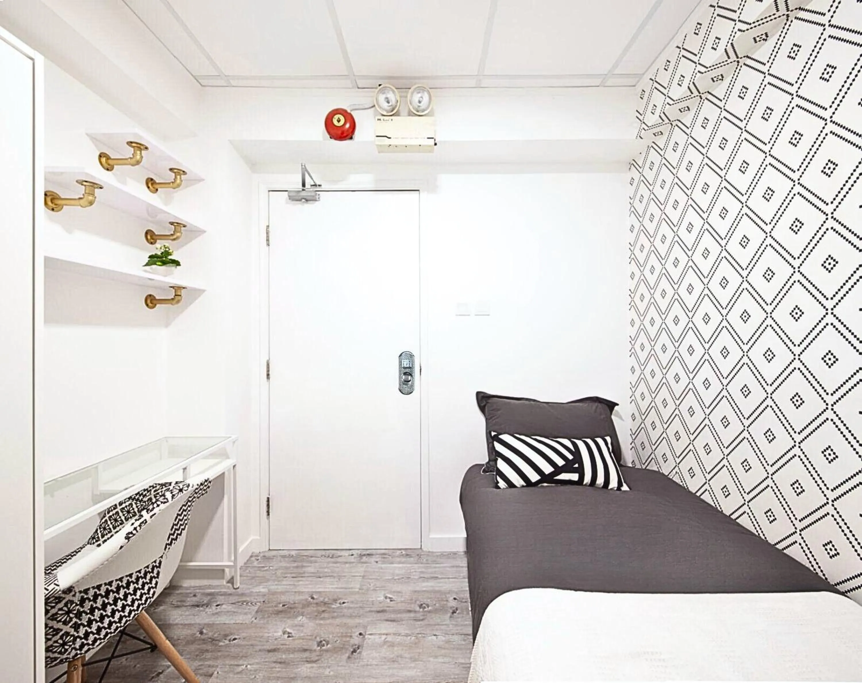 Photo of the whole room, Bed in Pillows CoLiving