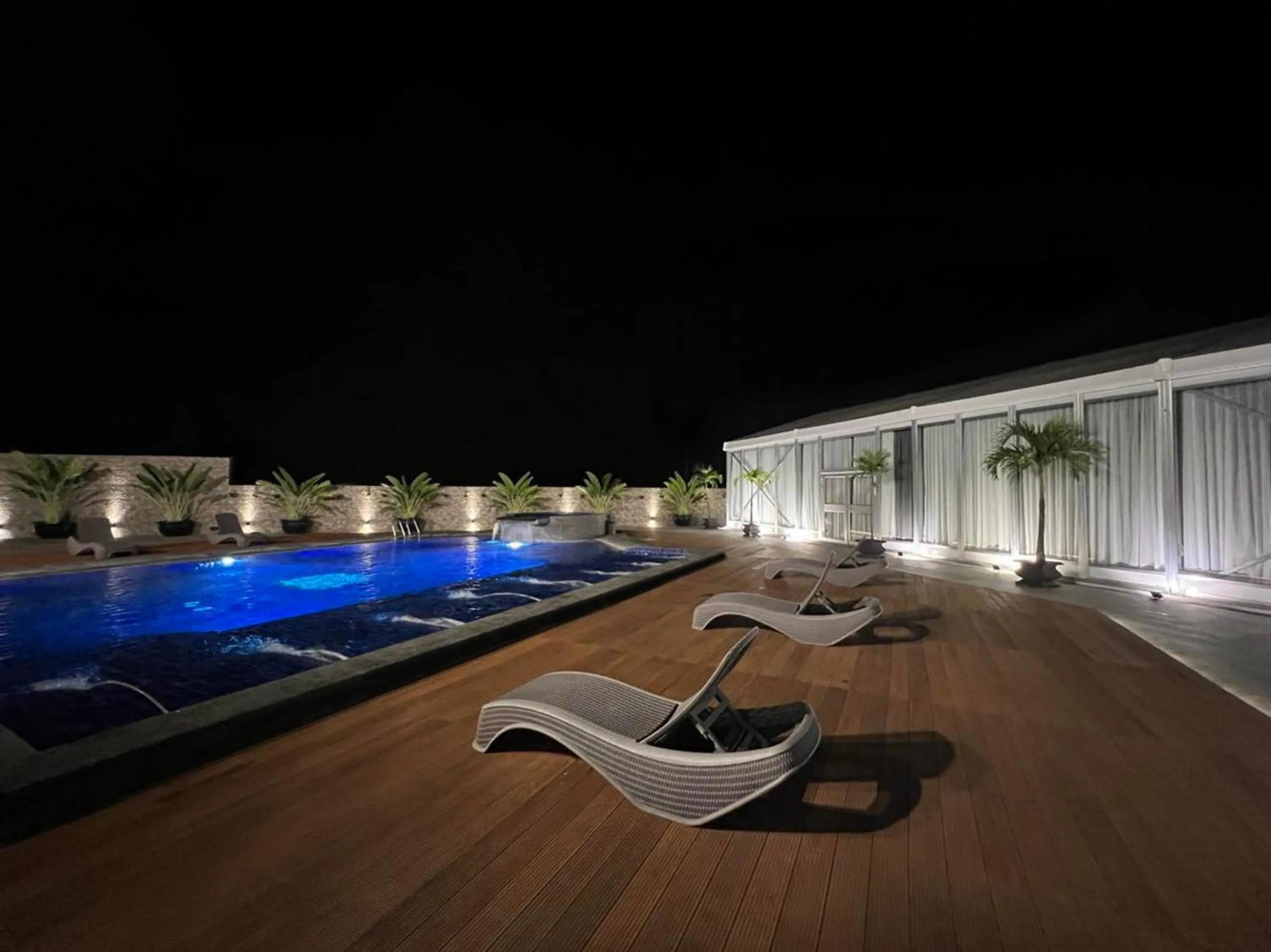 Grand Regal Hotel Davao