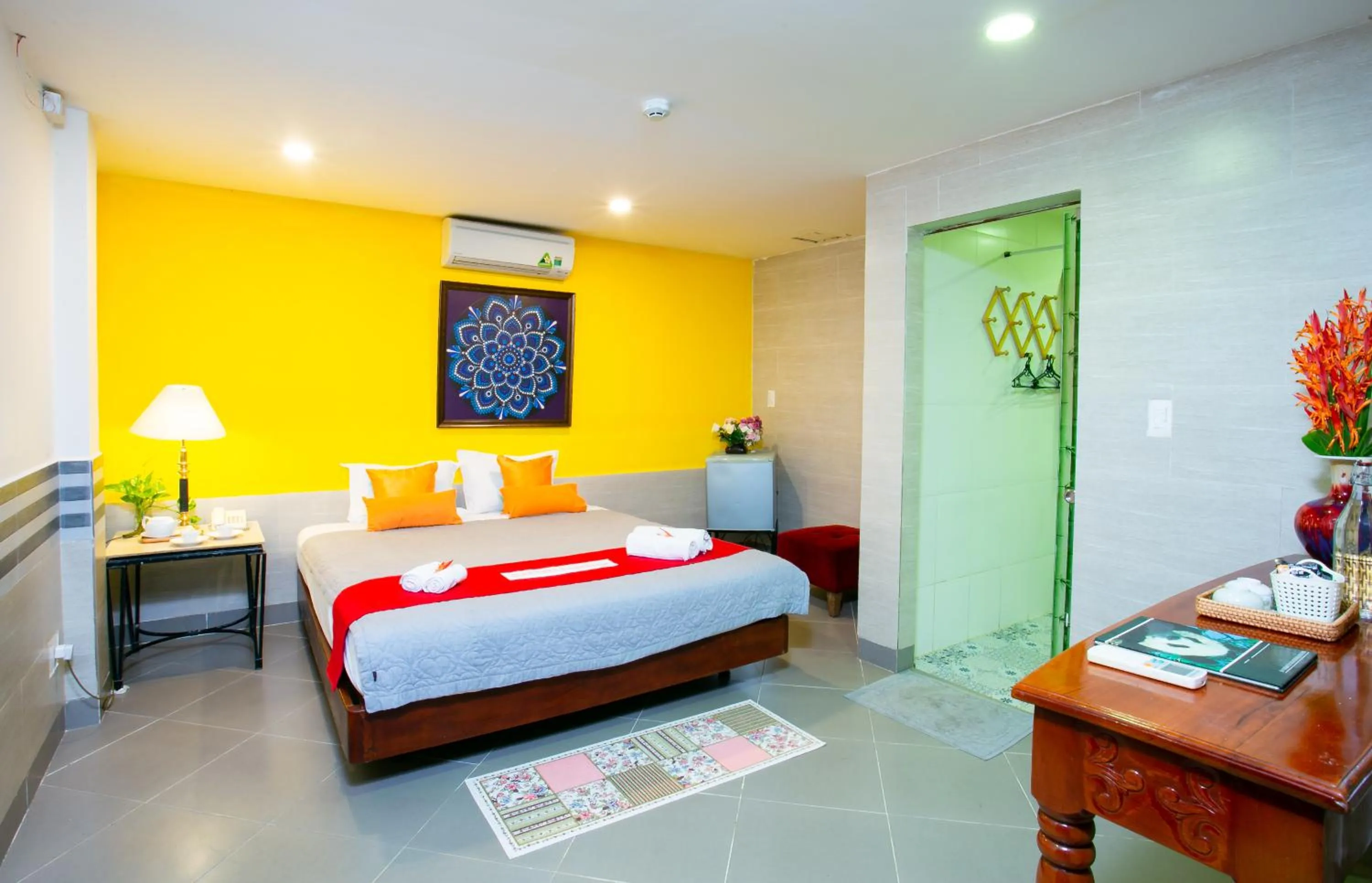 Bed in Cat Tien Jungle Lodge