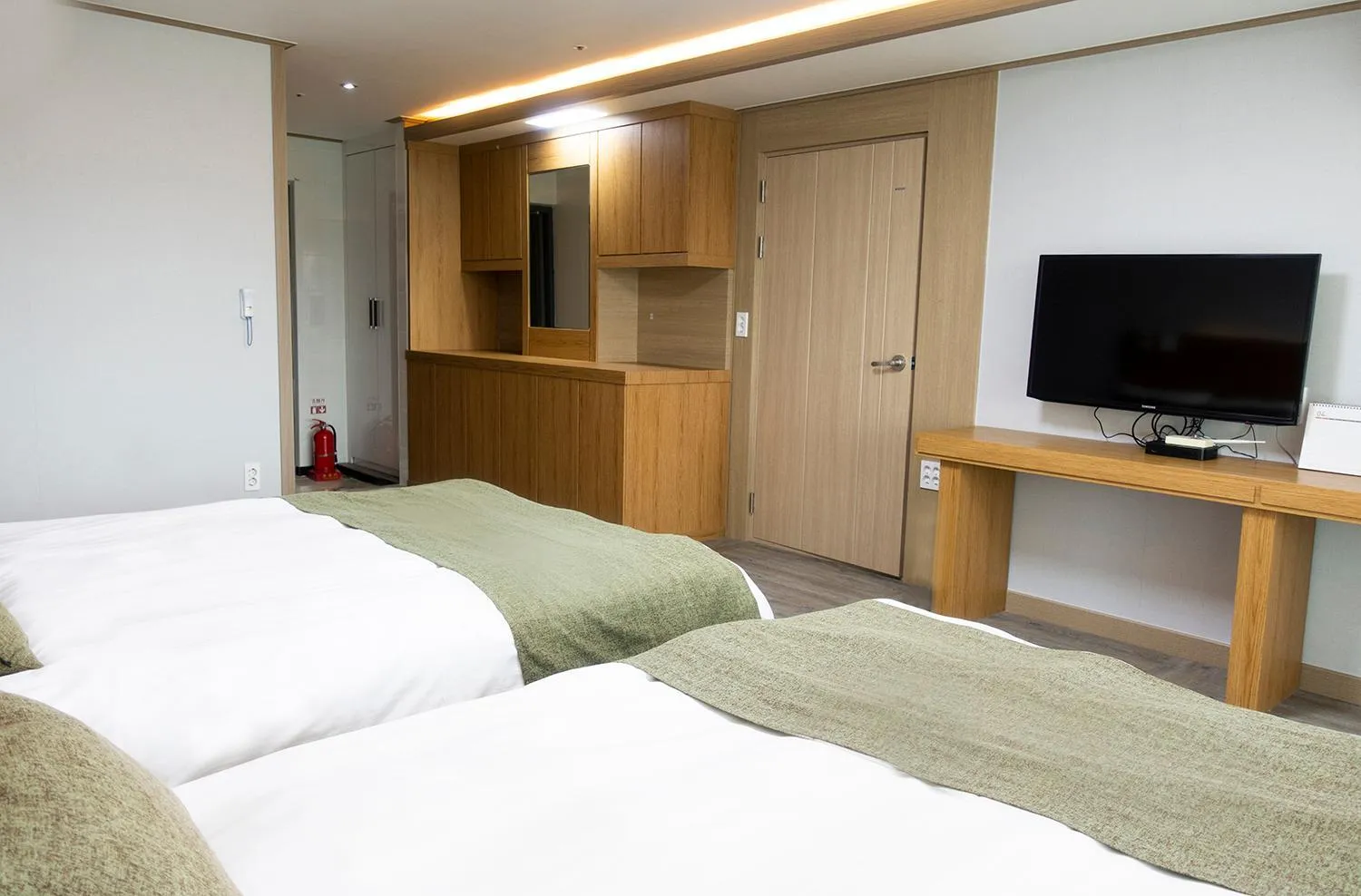 TV/Entertainment Center in Suandsu Resort