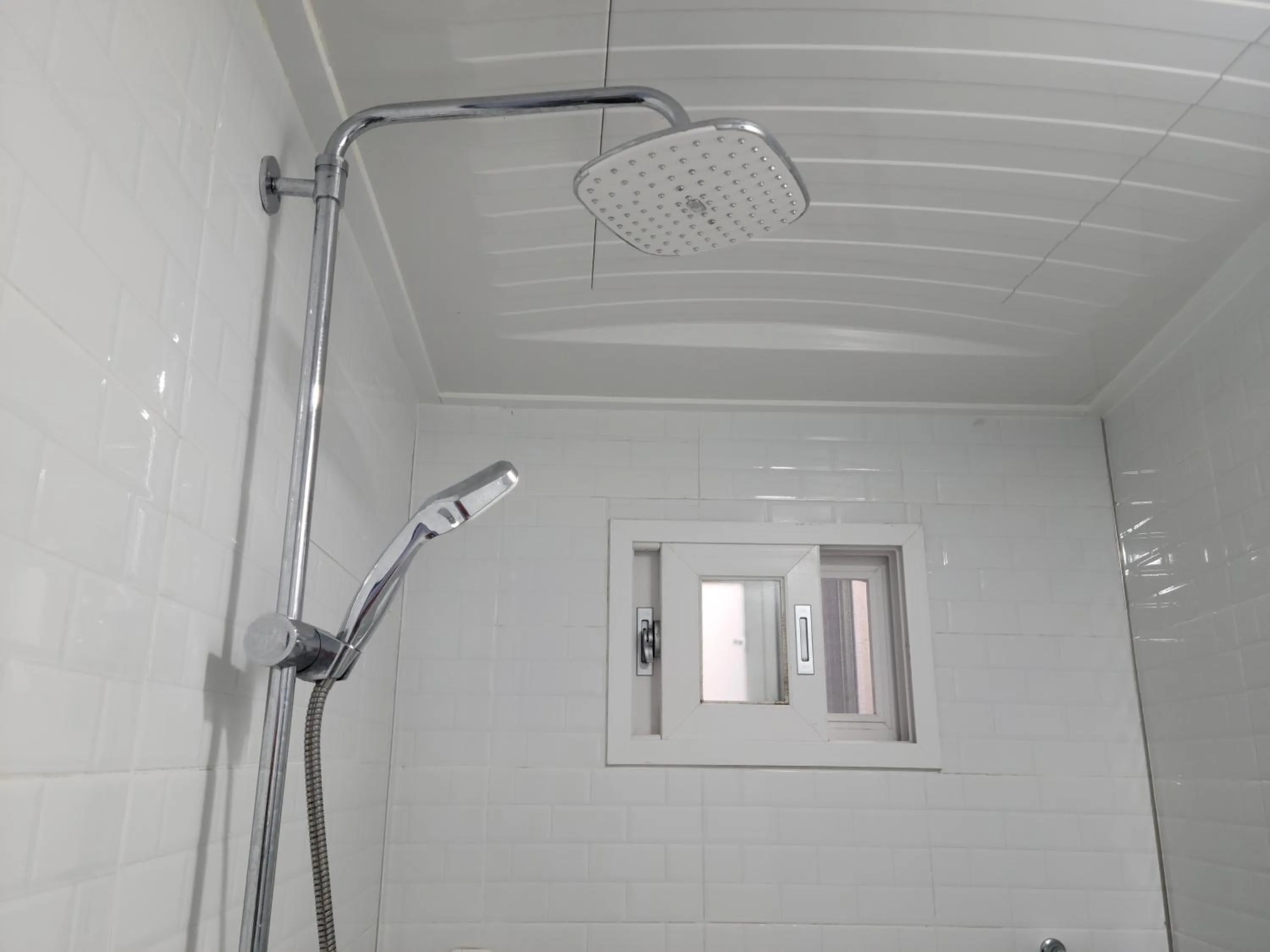 Shower in Jeju Vision House