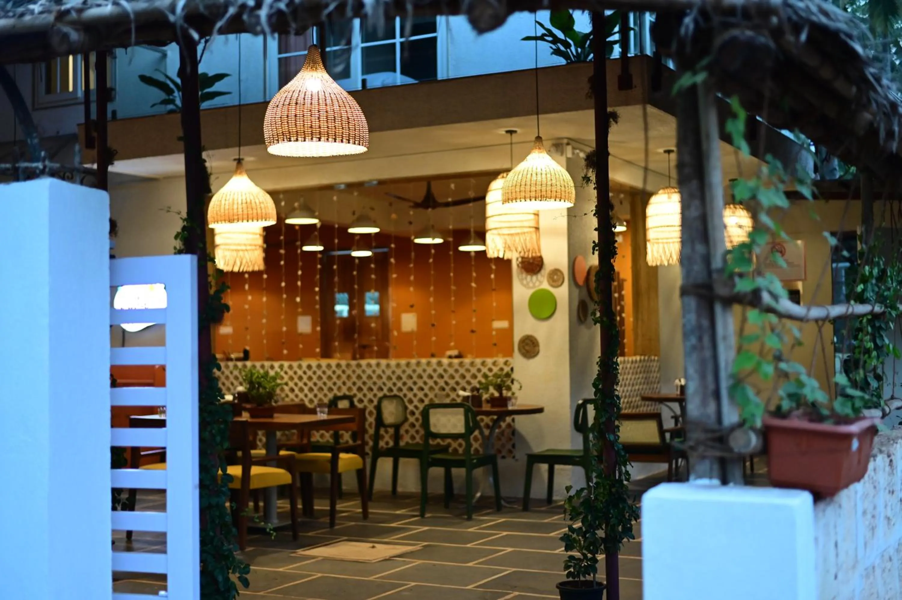 Restaurant/places to eat in Boheme