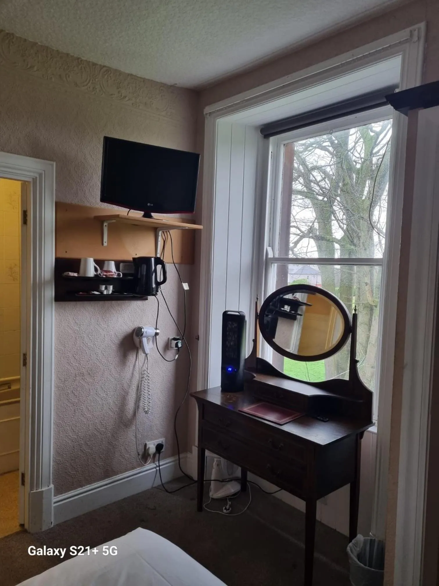 Bedroom in OYO The Station Hotel Penrith