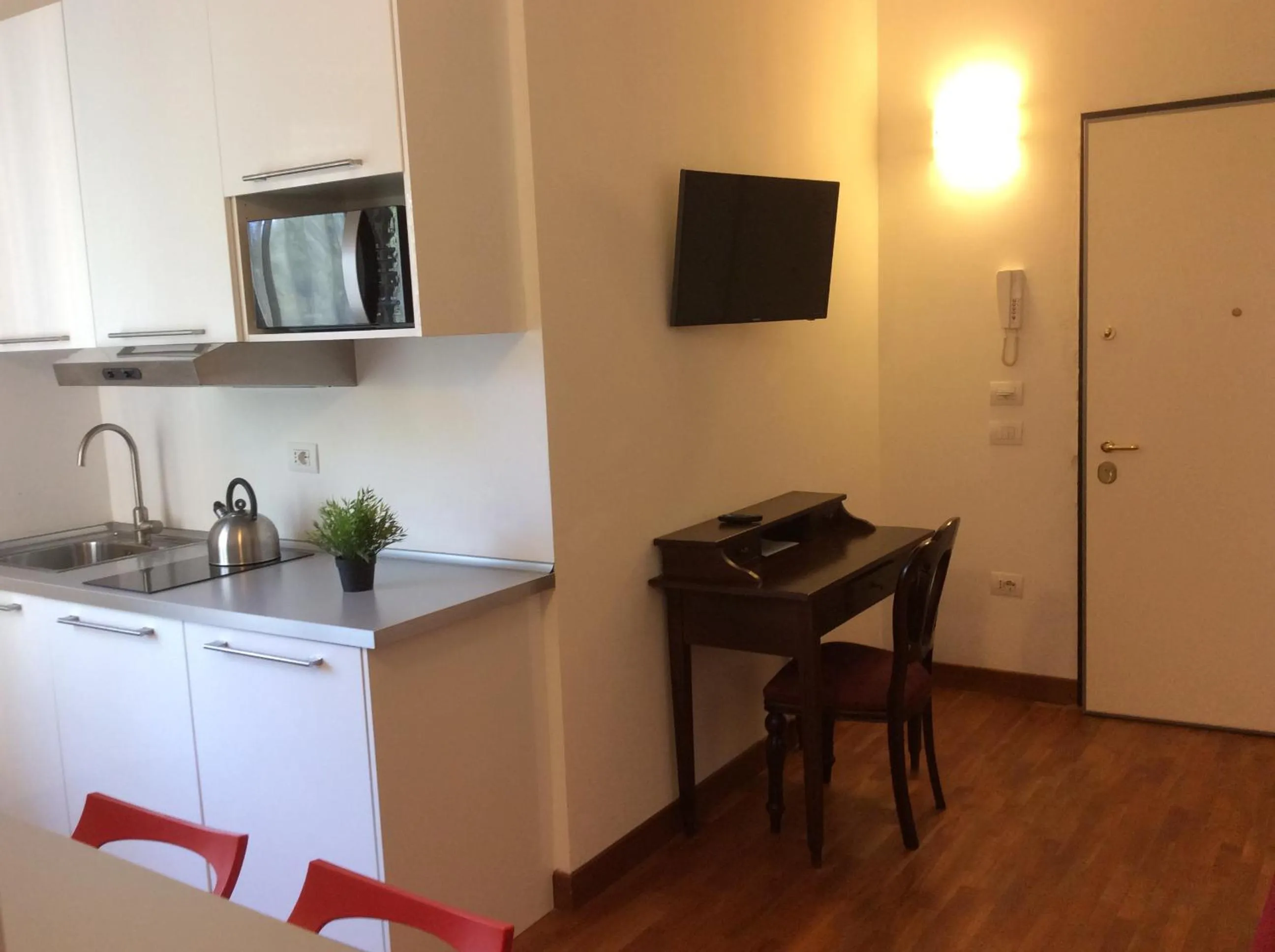 Kitchen or kitchenette in Residenza Grand Hotel Riccione