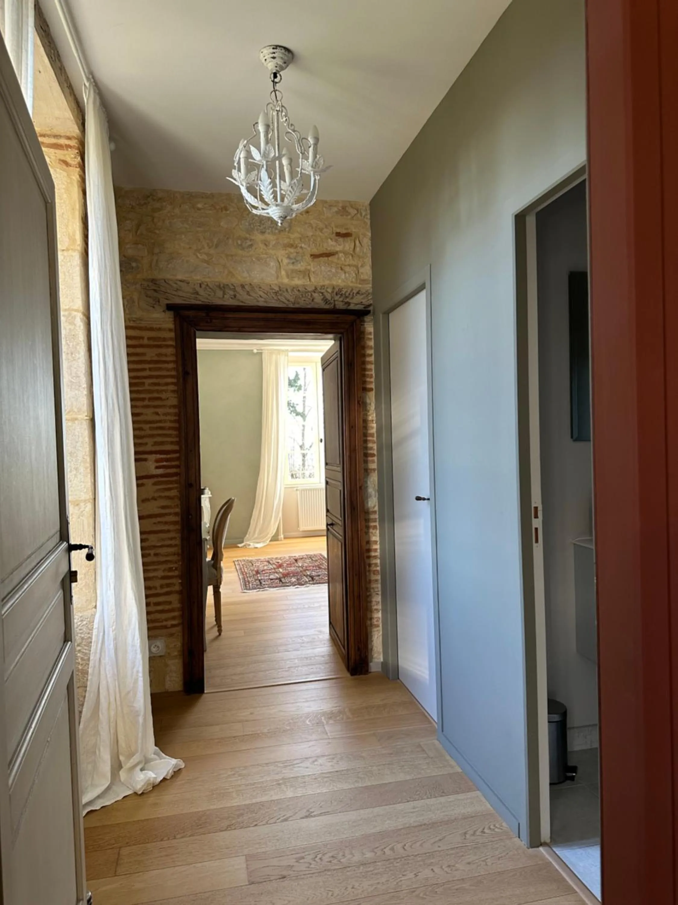 Photo of the whole room, Bed in Les Hauts de Sauliès - Chambre et Table d'Hôtes de charme