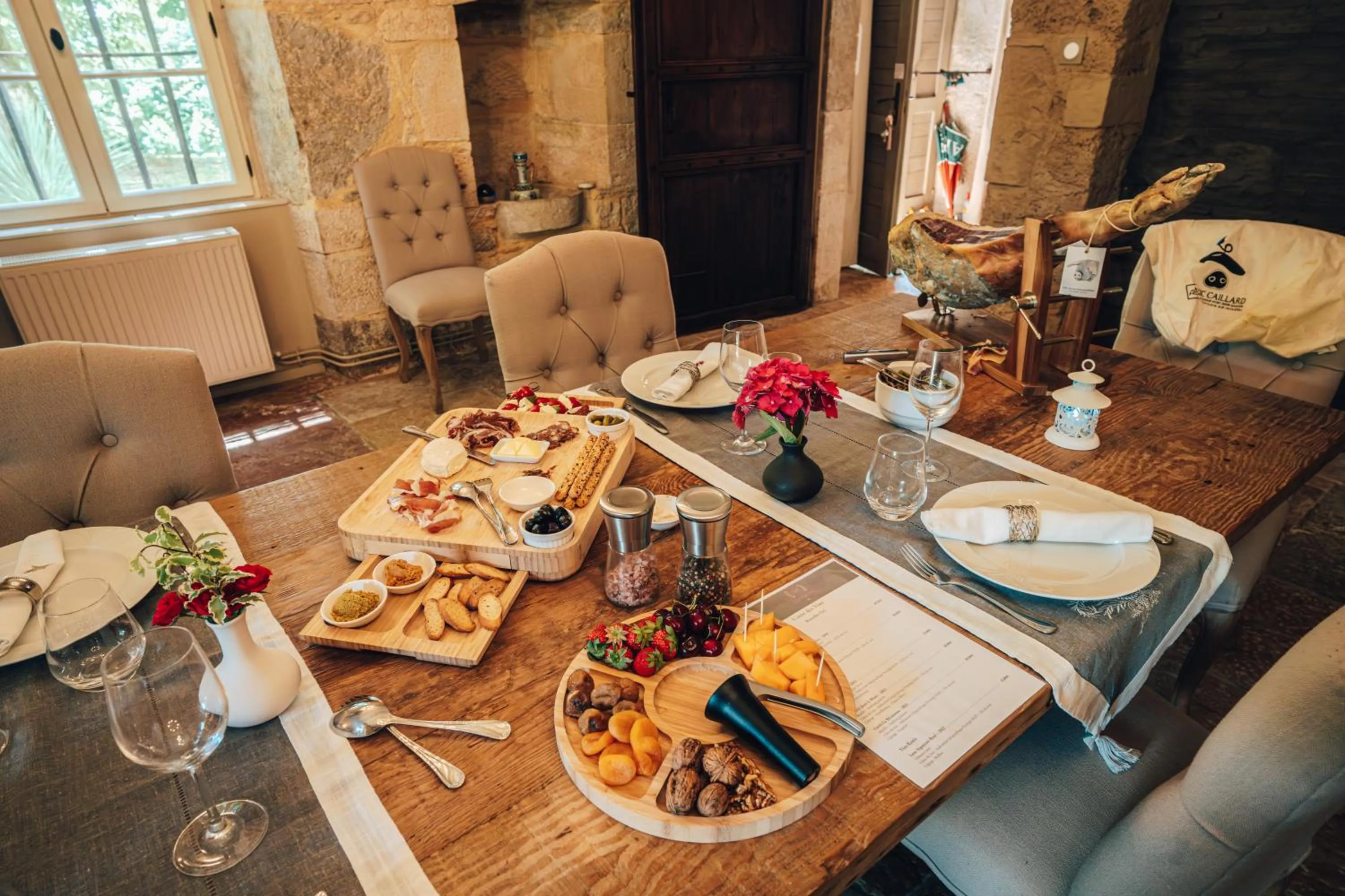 Dinner in Les Hauts de Sauliès - Chambre et Table d'Hôtes de charme