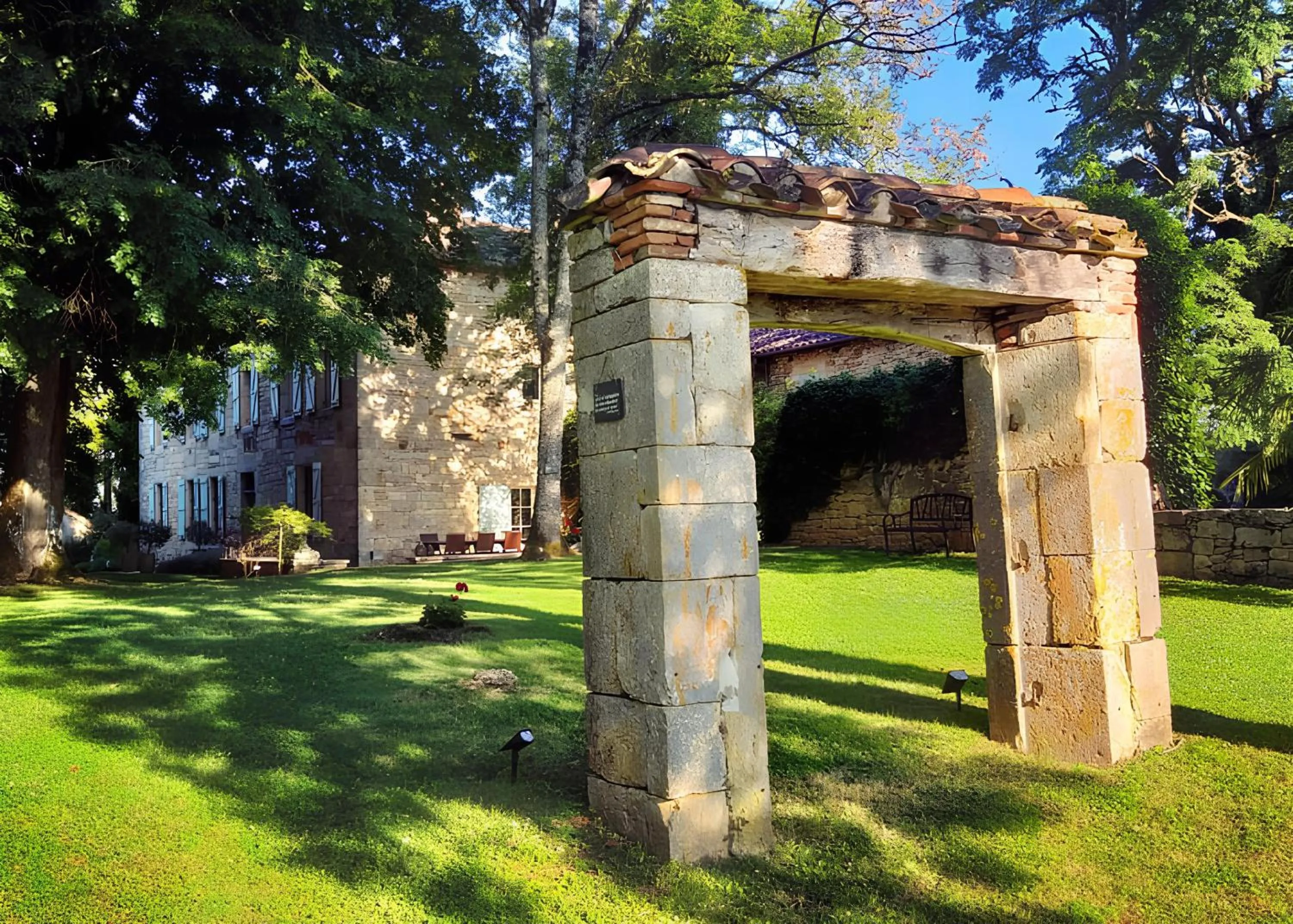 Garden in Les Hauts de Sauliès - Chambre et Table d'Hôtes de charme