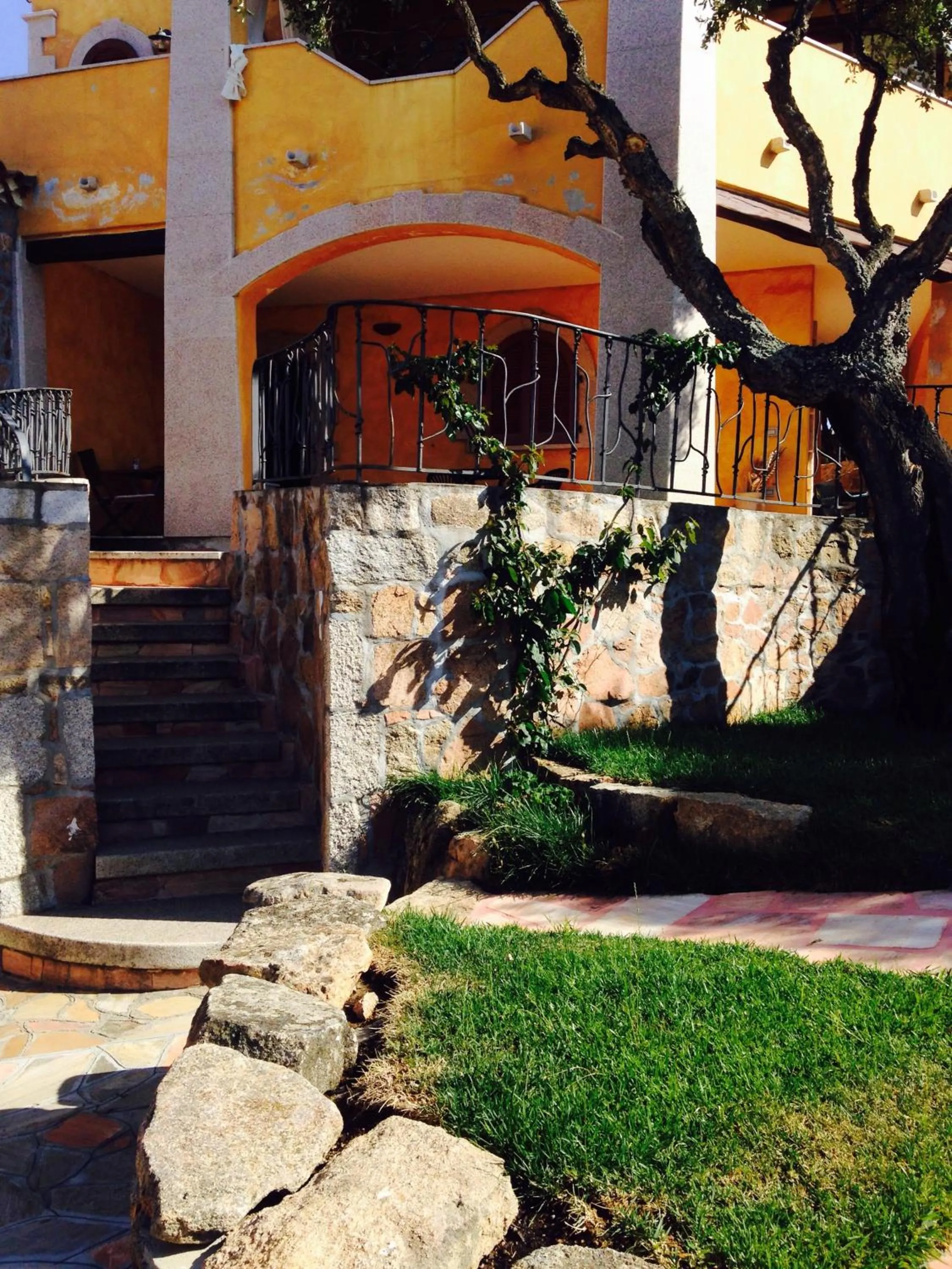 I Mari Di Gallura Suites and Rooms