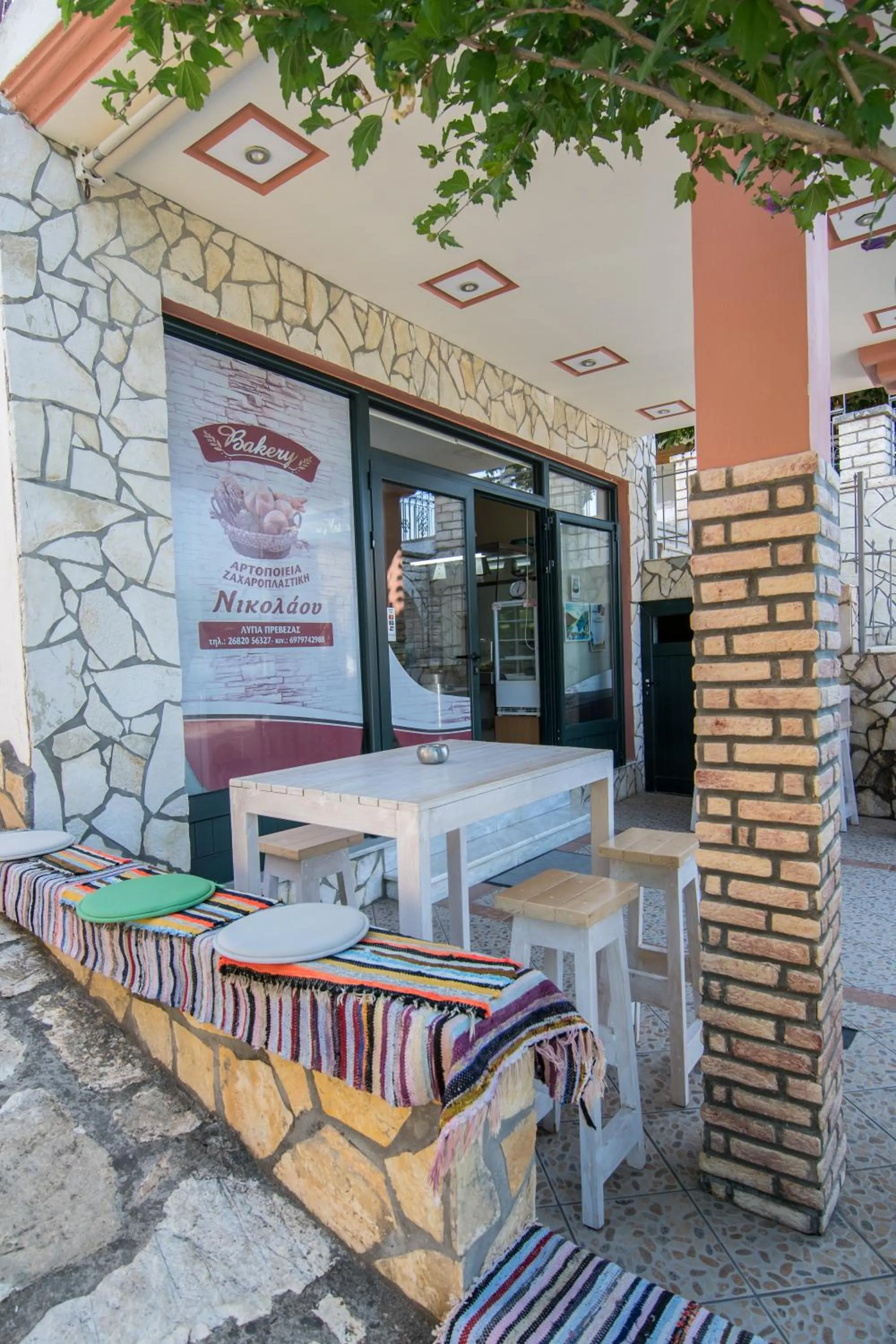 On-site shops in Hotel Agios Thomas